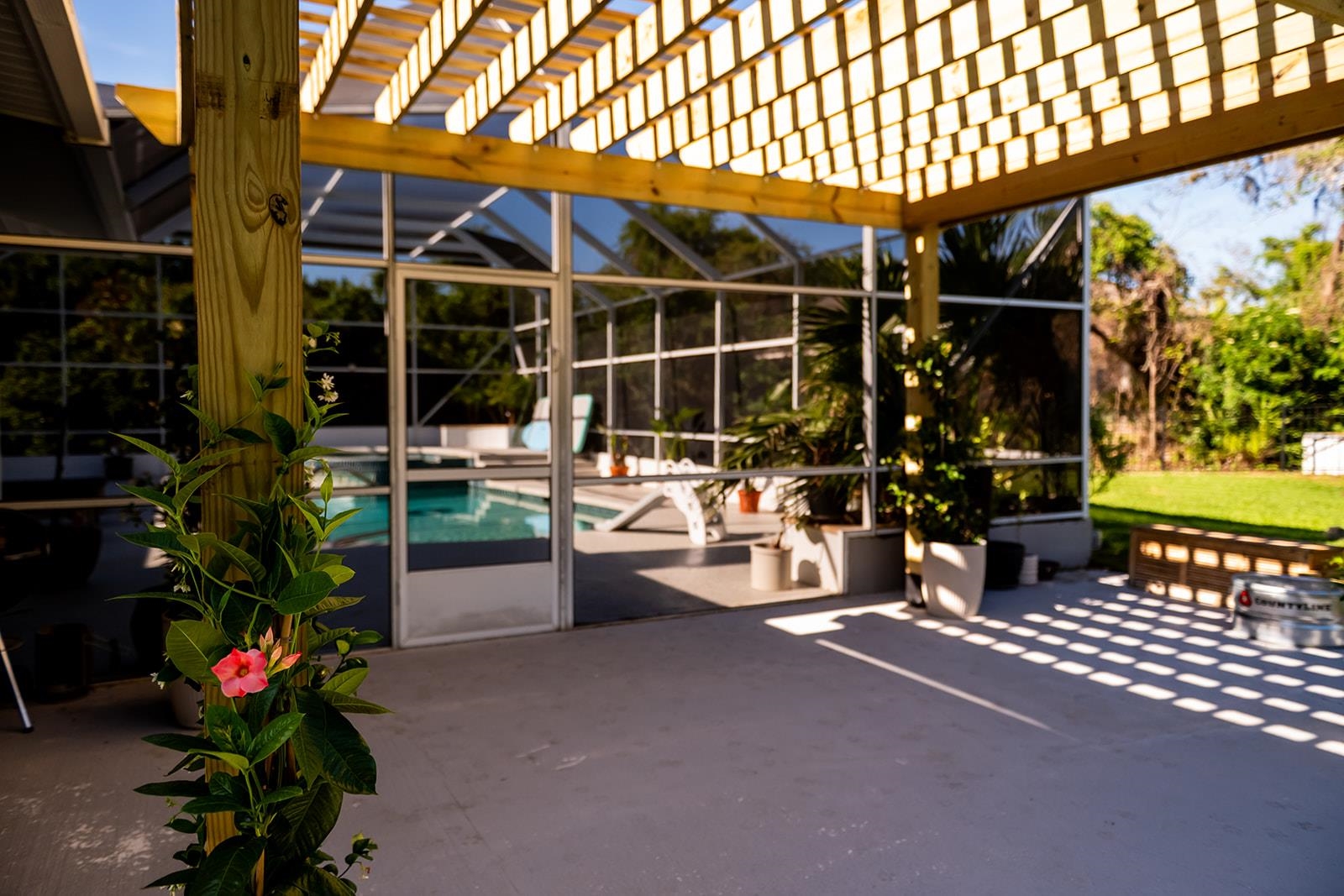 Image 51 of 82 For 426 Marsh Point Cir