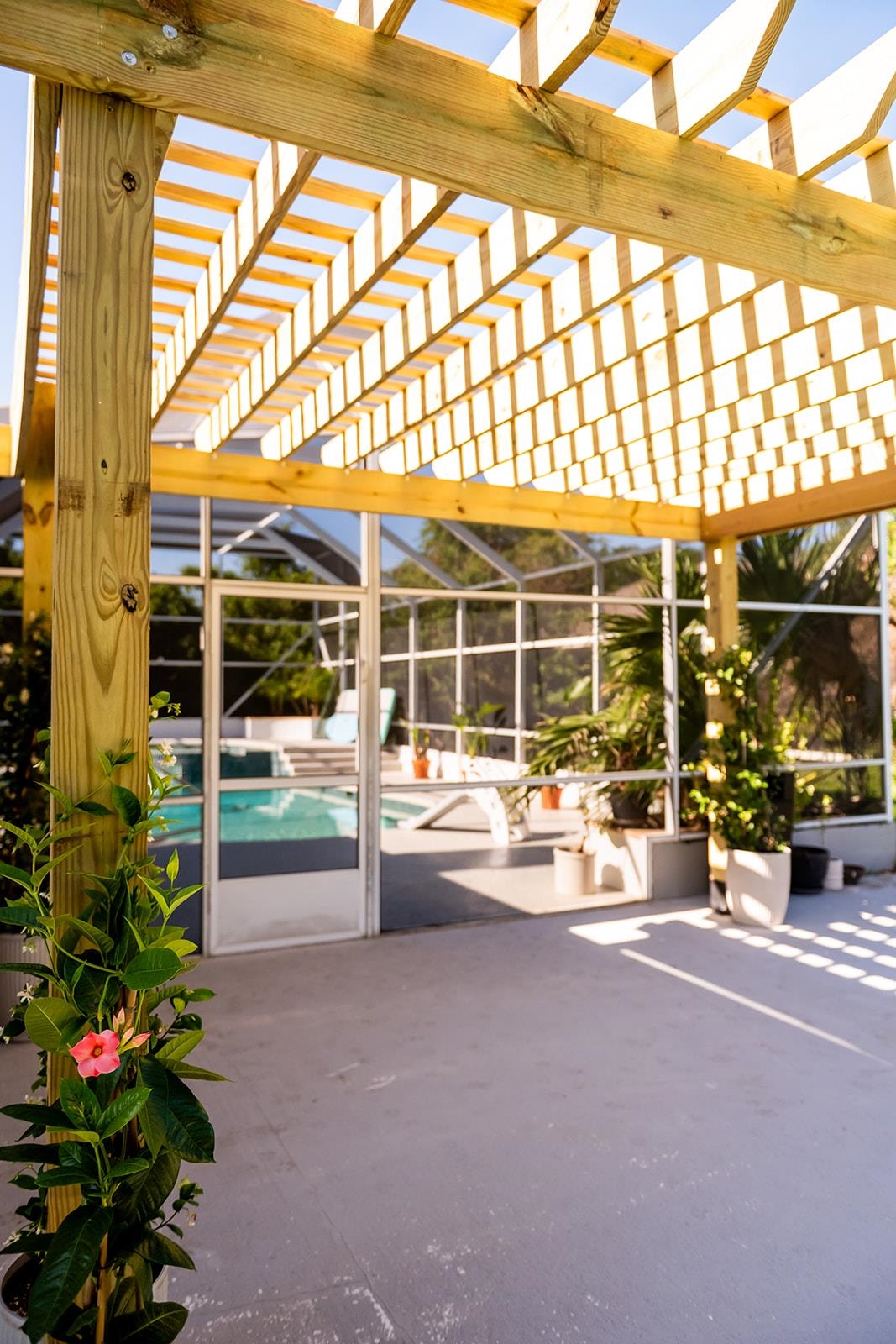 Image 57 of 82 For 426 Marsh Point Cir