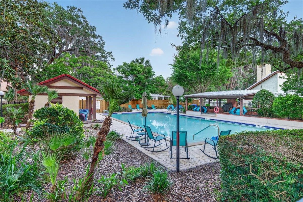 Image 34 of 55 For 2099 Winterbourne E 306