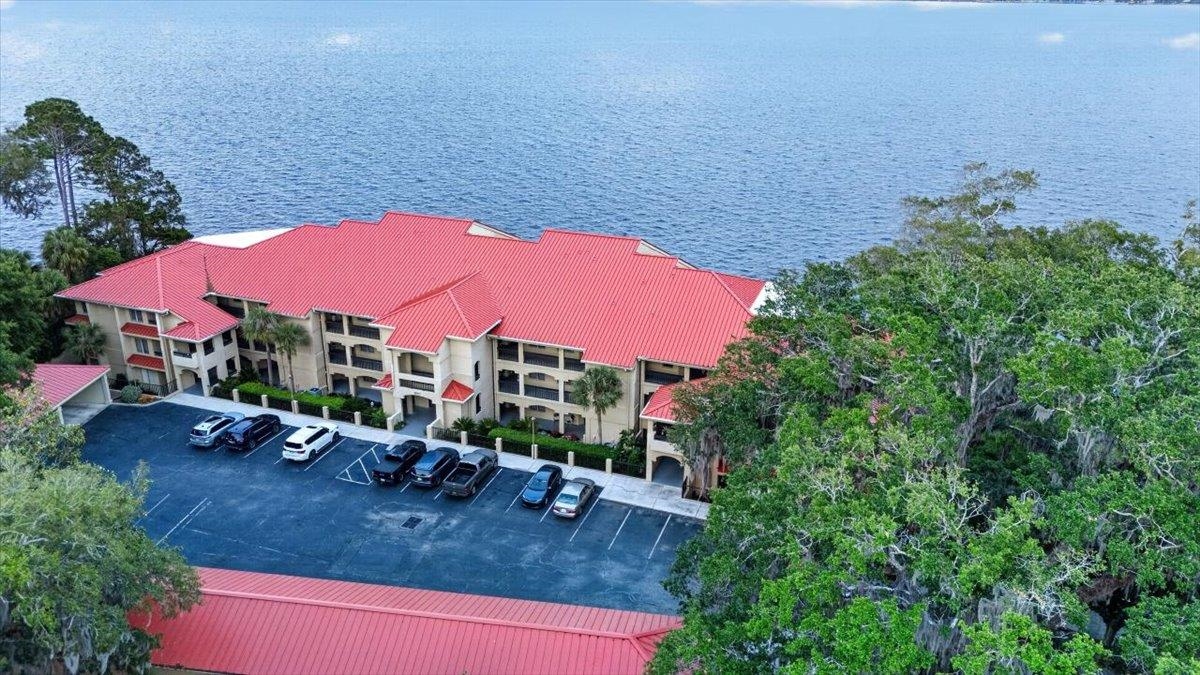 Image 40 of 55 For 2099 Winterbourne E 306