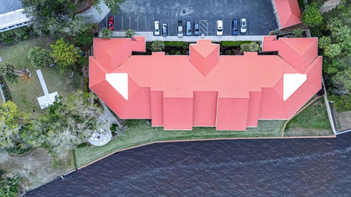 Image 44 of 55 For 2099 Winterbourne E 306