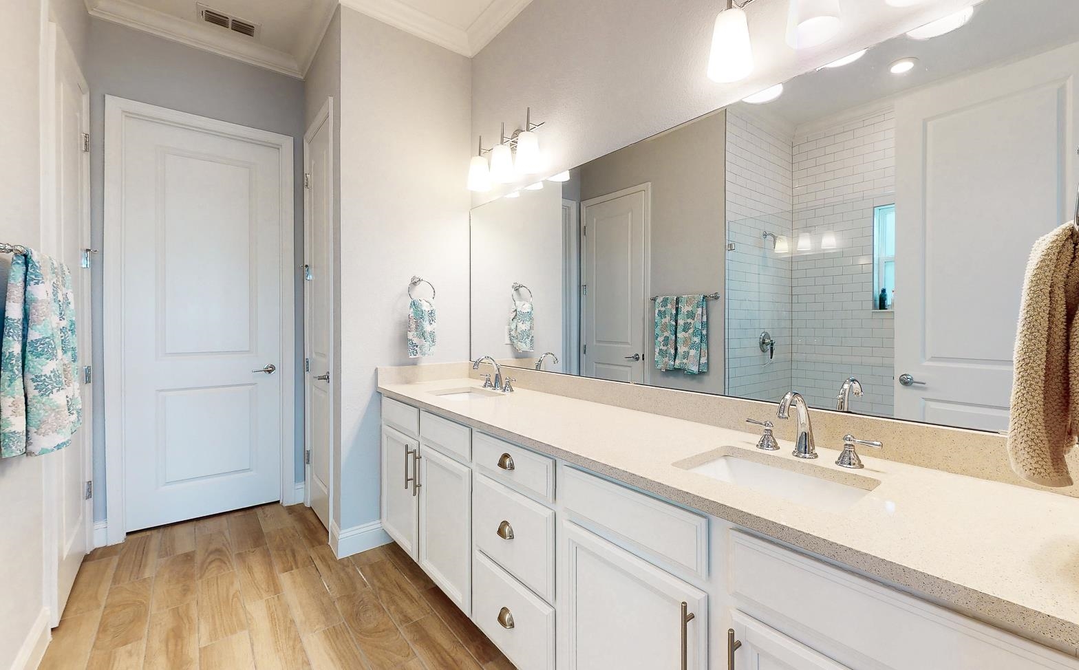 Image 18 of 57 For 53 Tilloo Ct