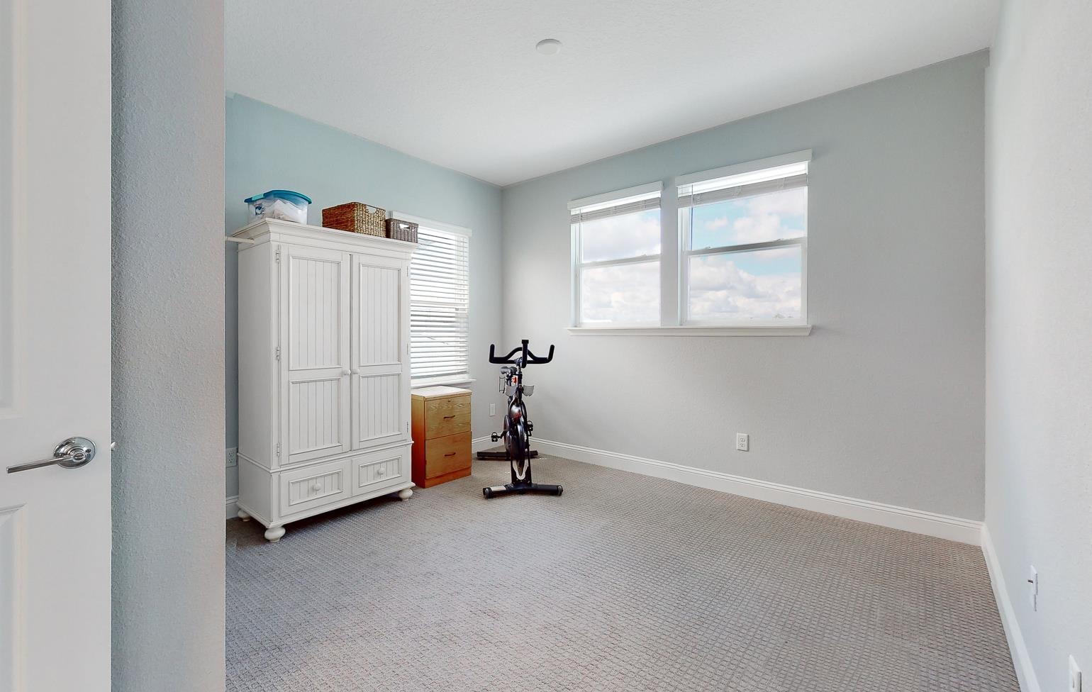 Image 23 of 57 For 53 Tilloo Ct