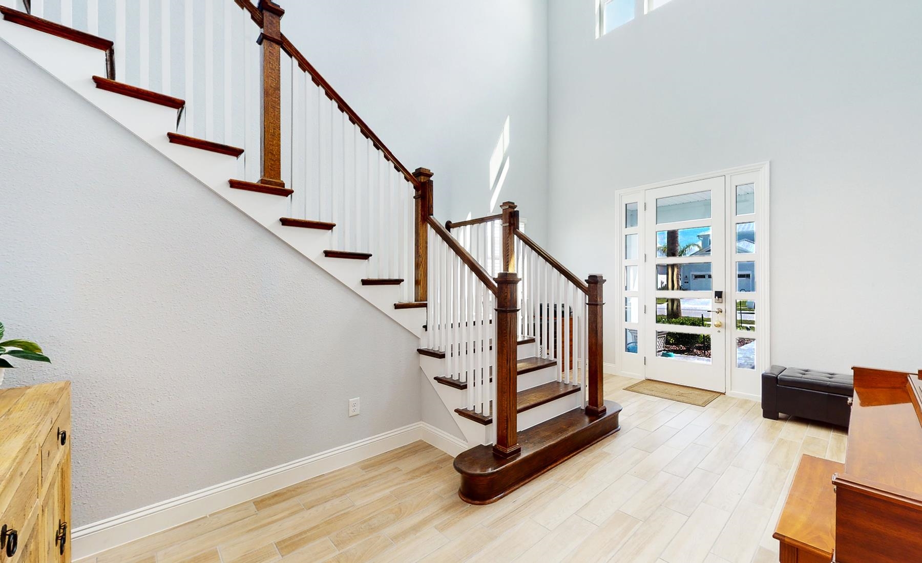 Image 6 of 57 For 53 Tilloo Ct