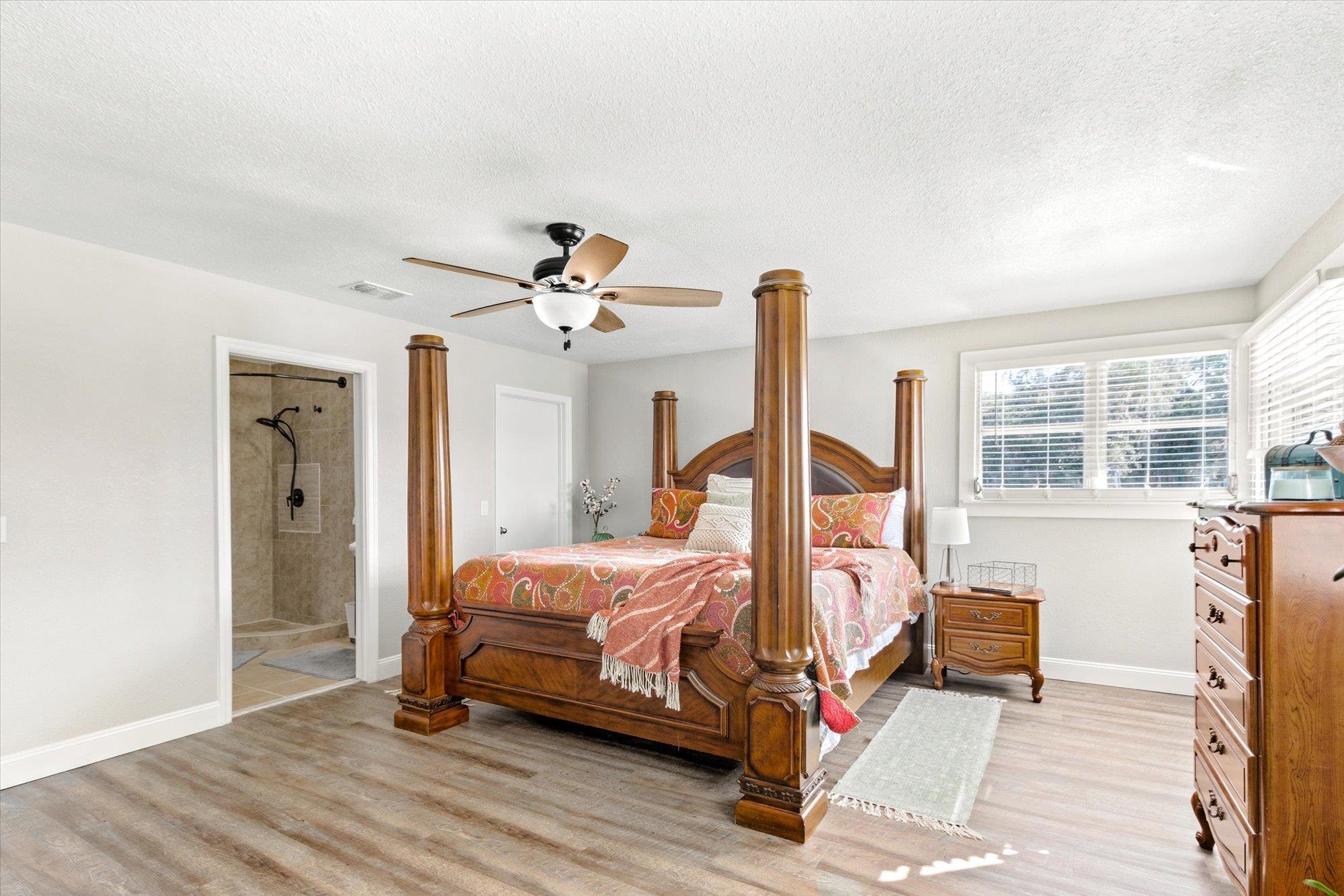 Image 35 of 66 For 107 Betty Rd