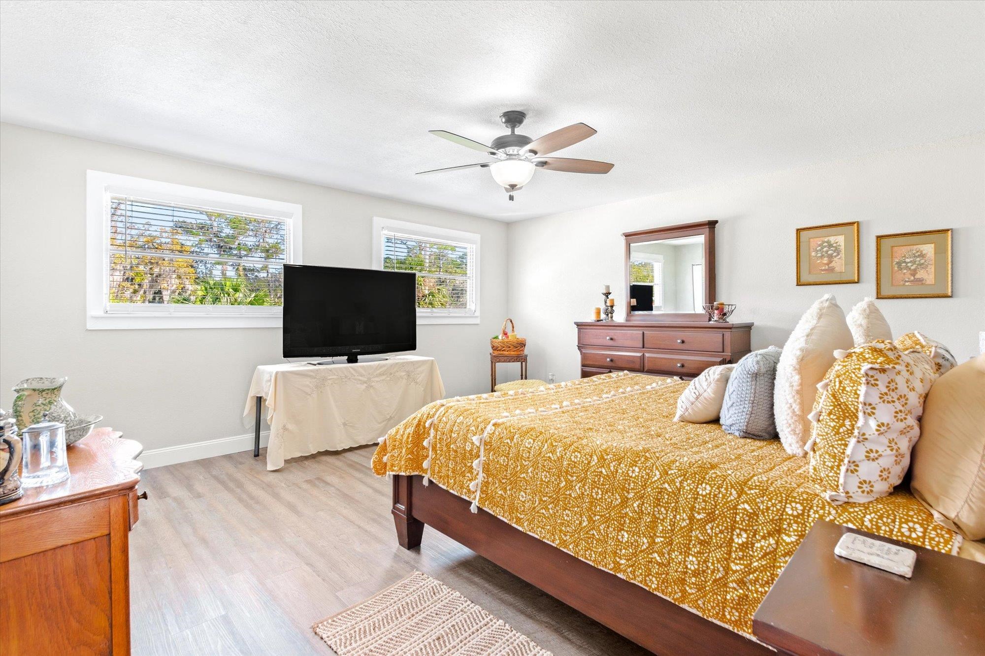 Image 37 of 66 For 107 Betty Rd