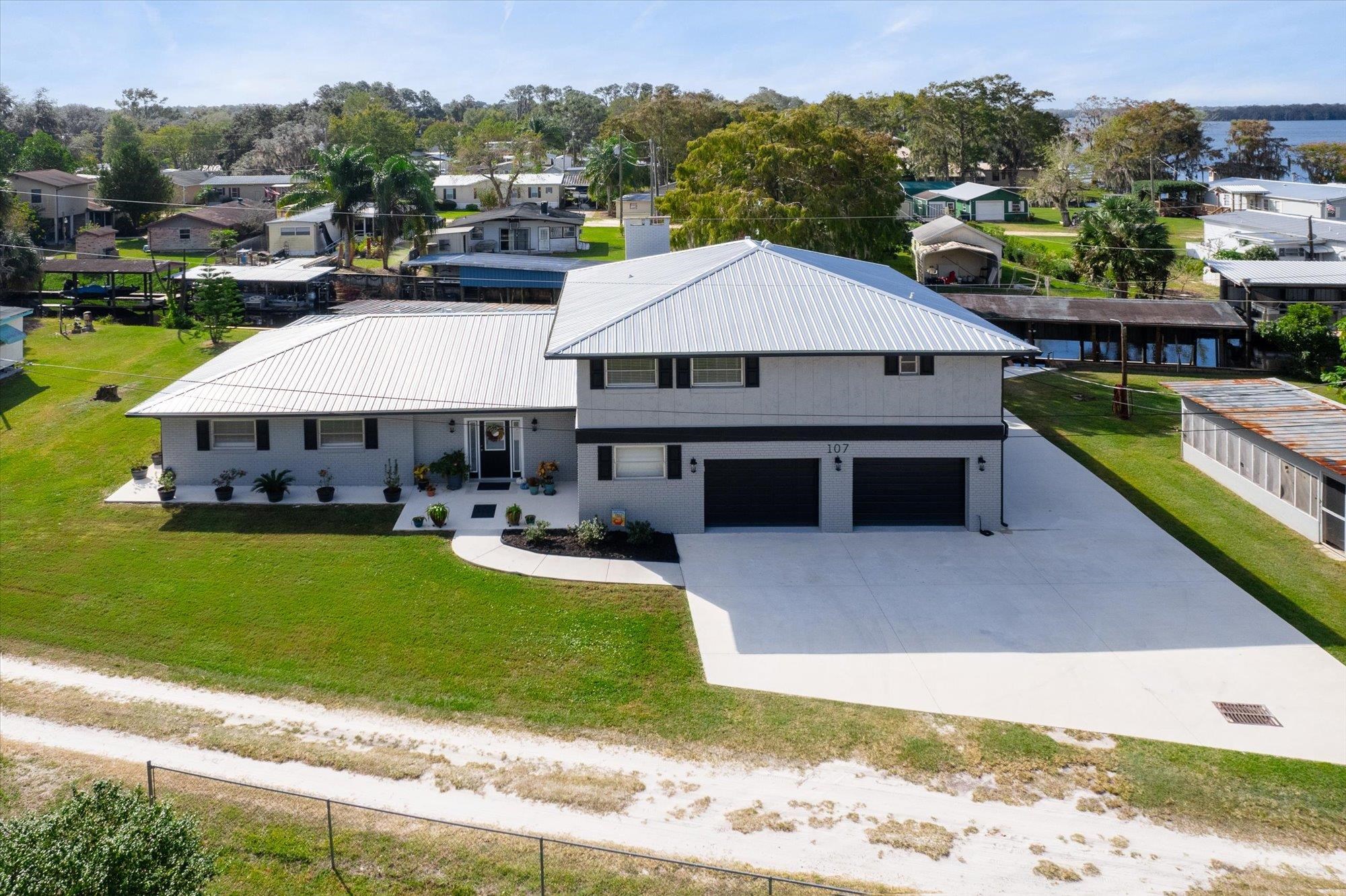 Image 45 of 66 For 107 Betty Rd