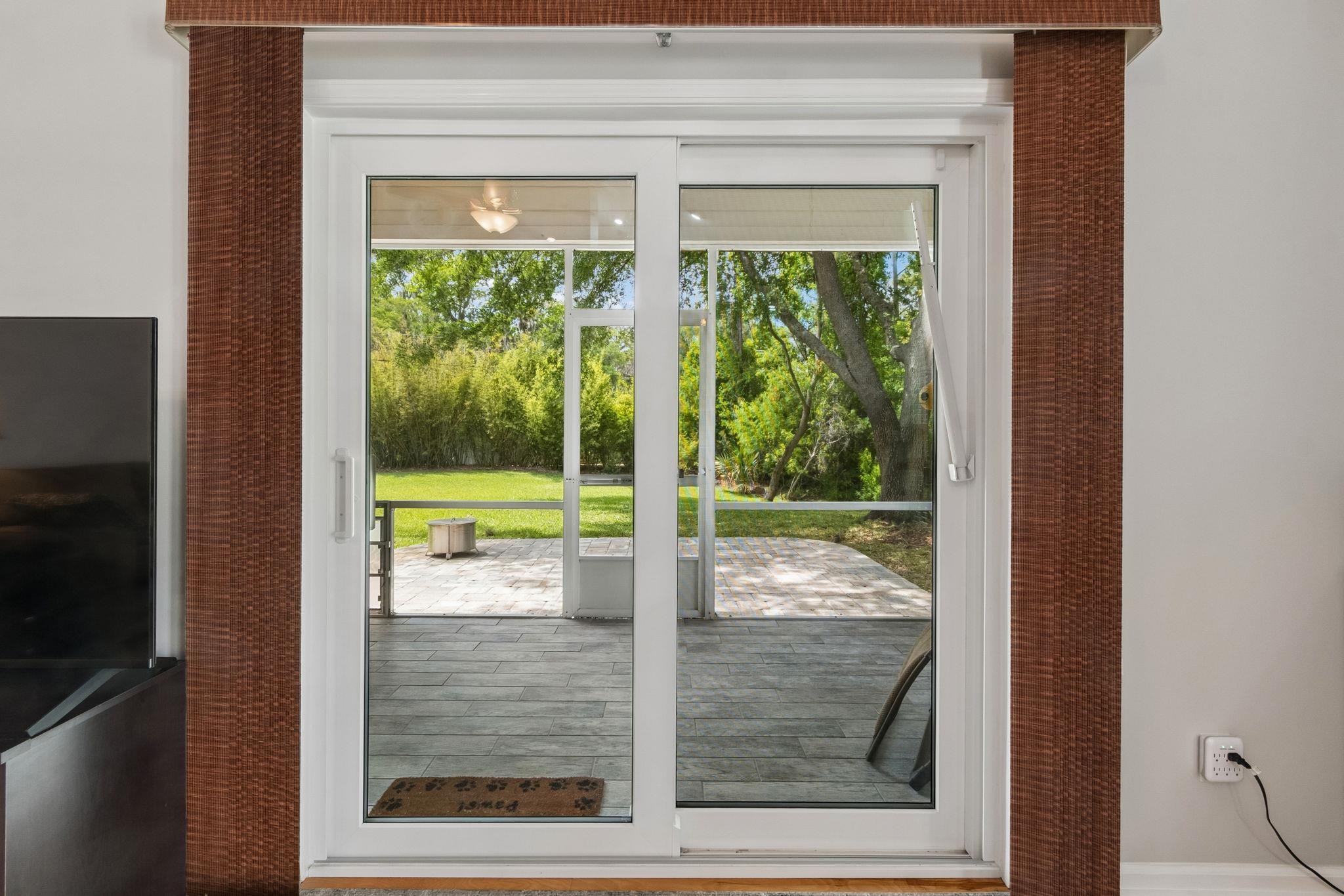 Image 41 of 61 For 141 Churchill Drive N