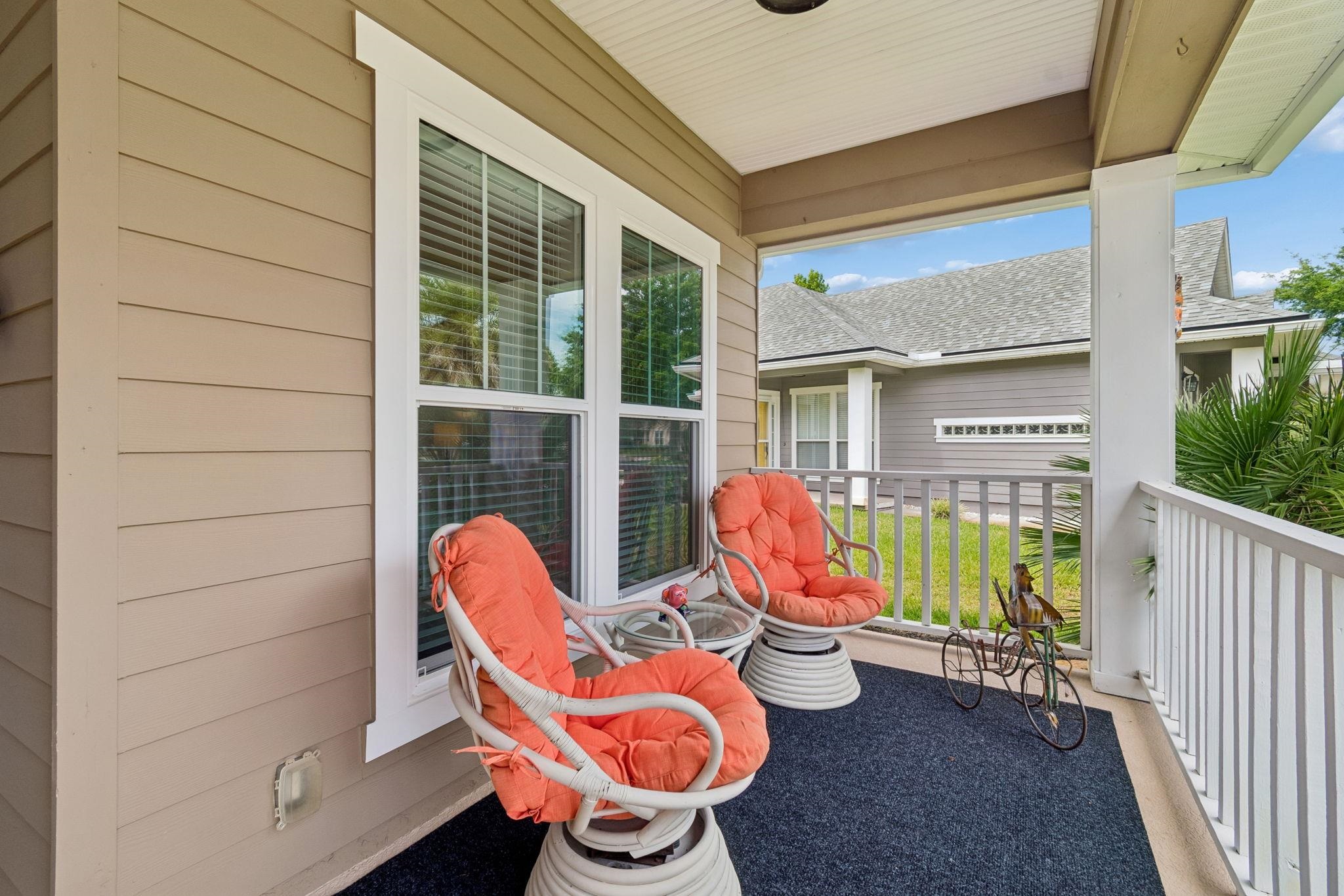 Image 6 of 61 For 141 Churchill Drive N