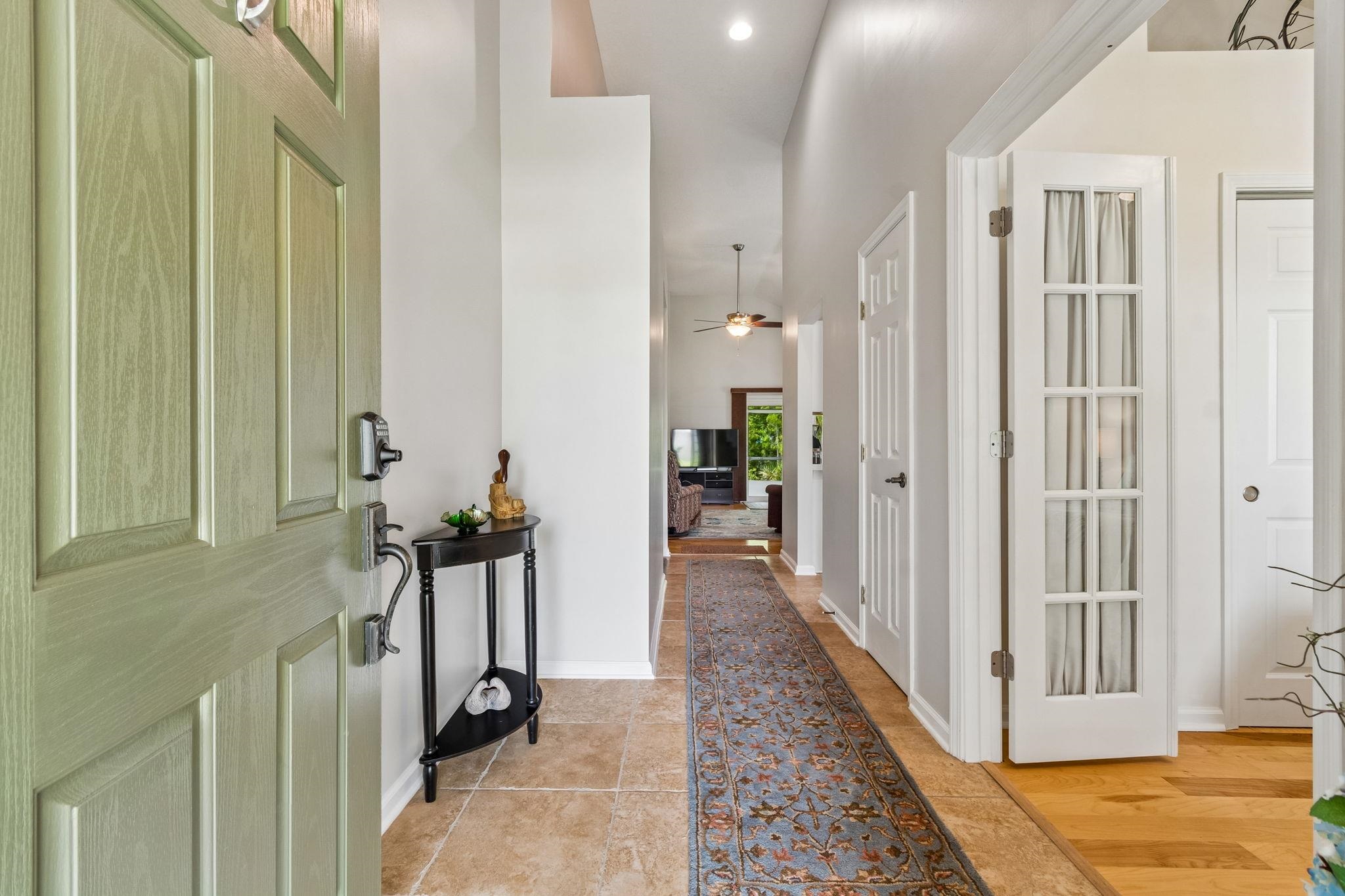 Image 7 of 61 For 141 Churchill Drive N