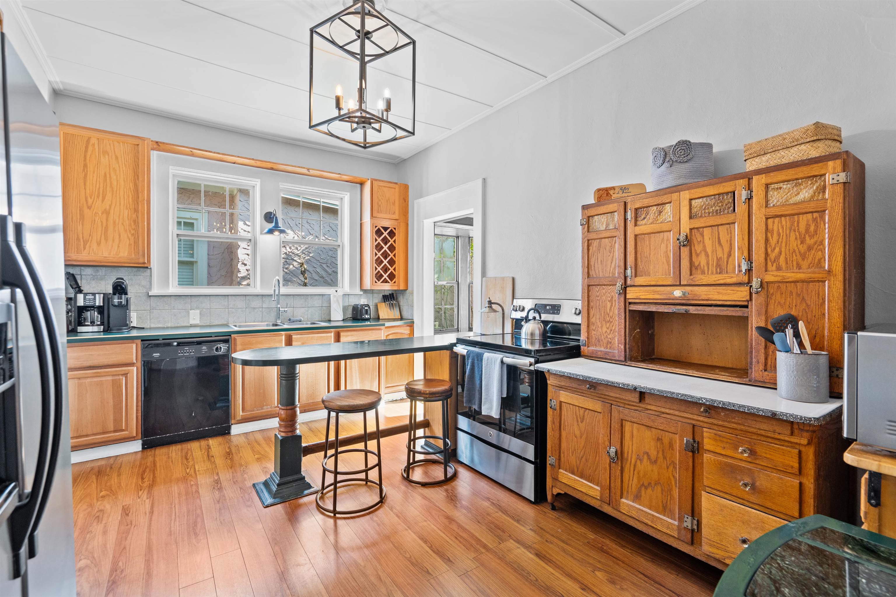 Image 18 of 52 For 15 Sevilla Street