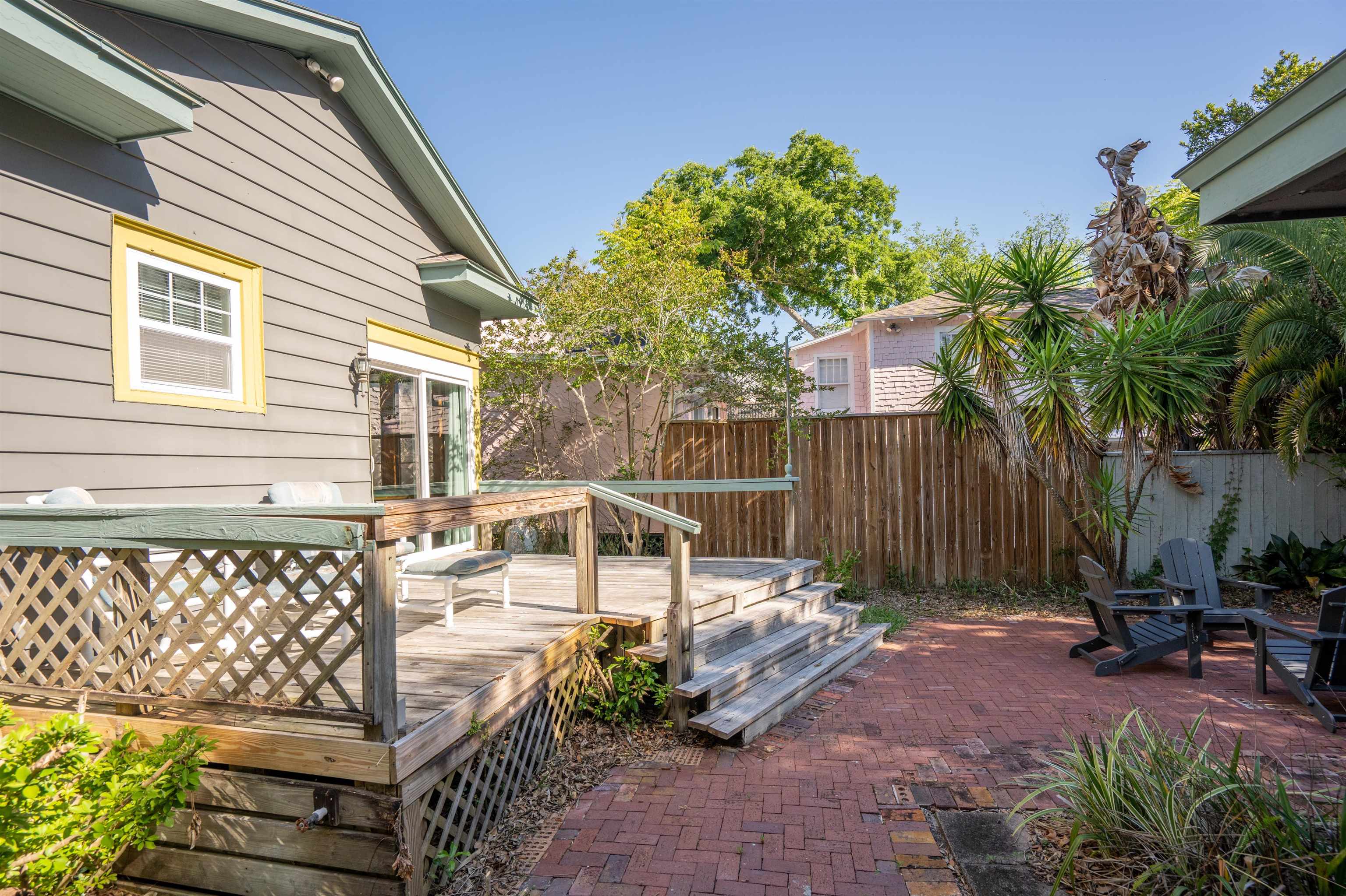 Image 30 of 52 For 15 Sevilla Street