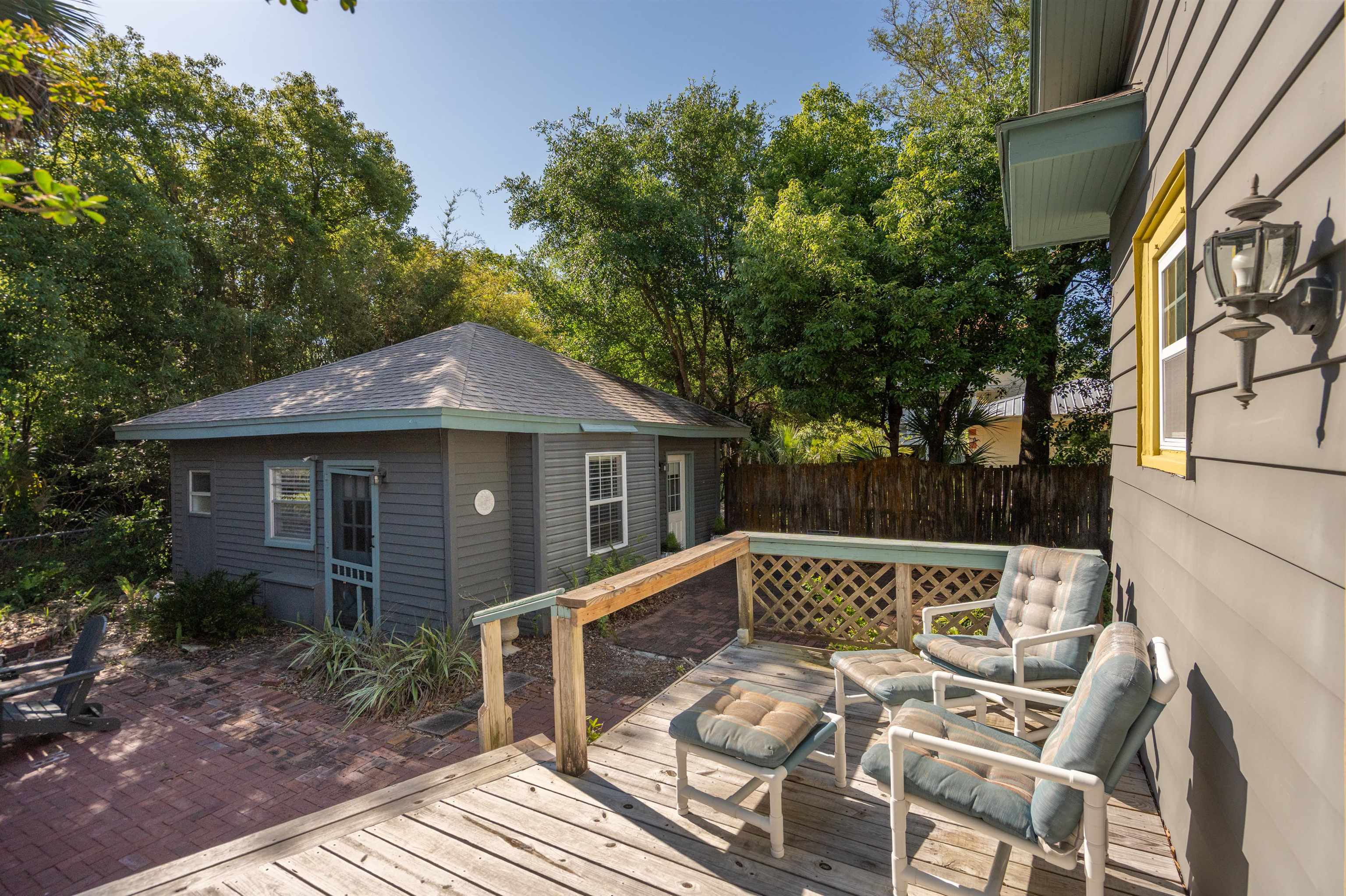 Image 34 of 52 For 15 Sevilla Street