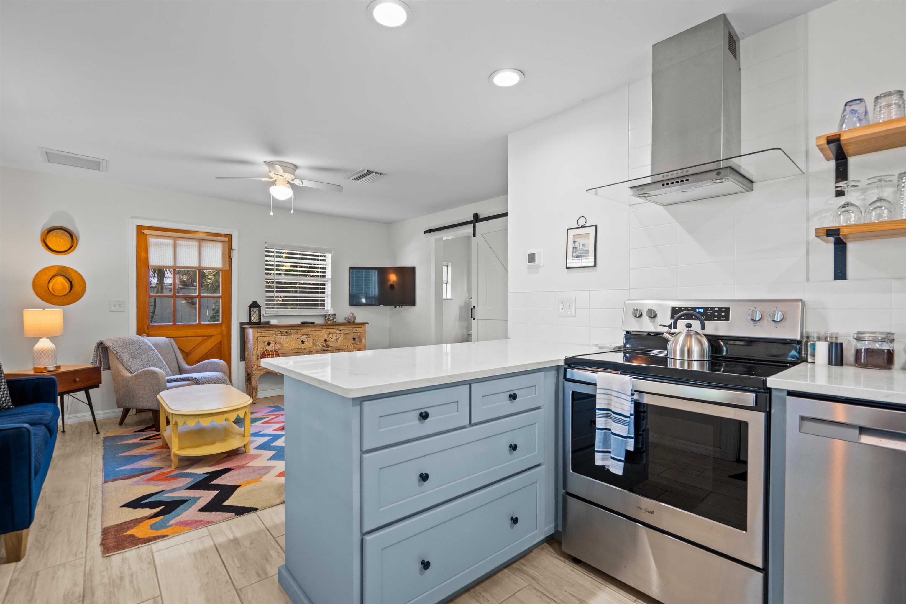 Image 40 of 52 For 15 Sevilla Street