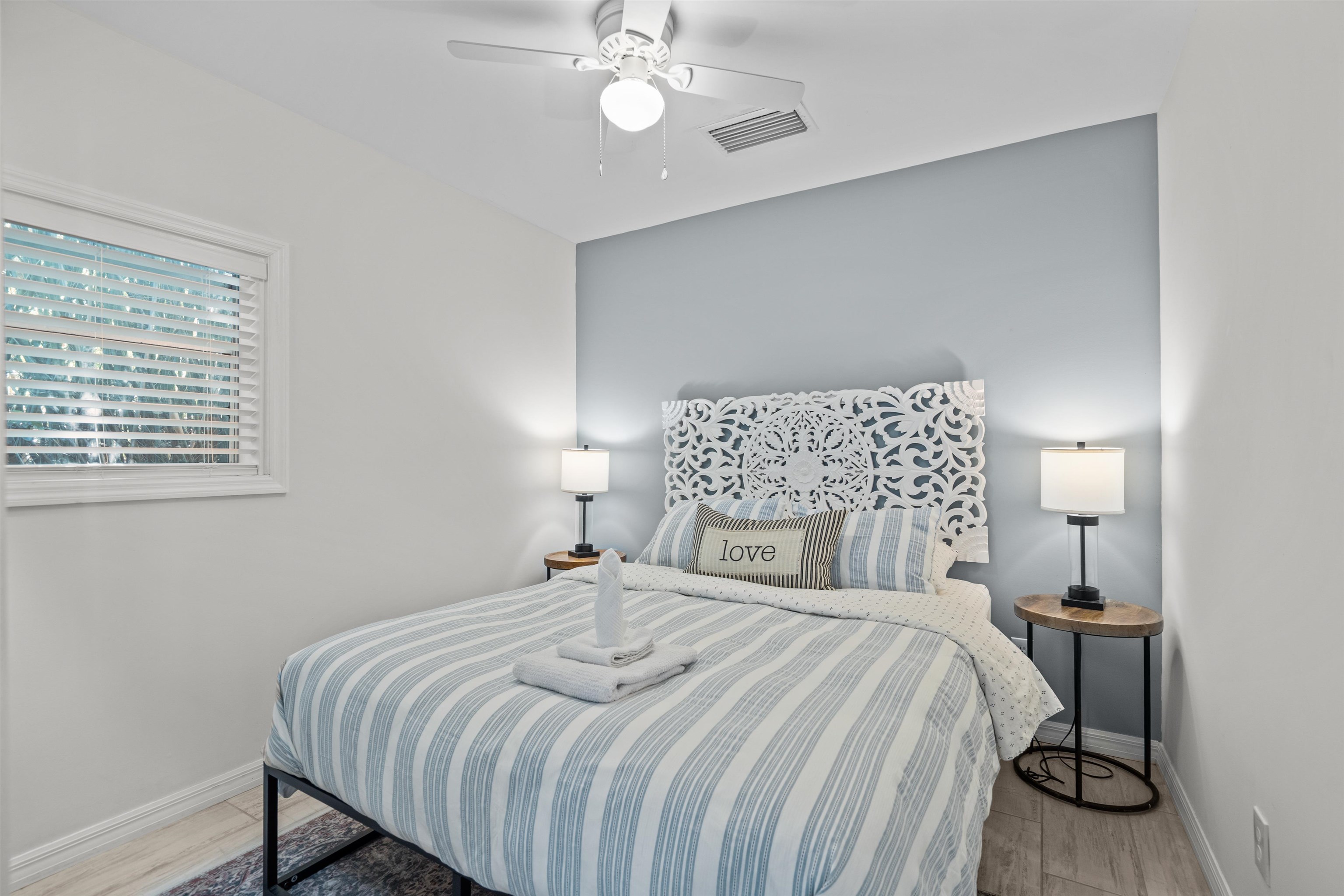 Image 41 of 52 For 15 Sevilla Street