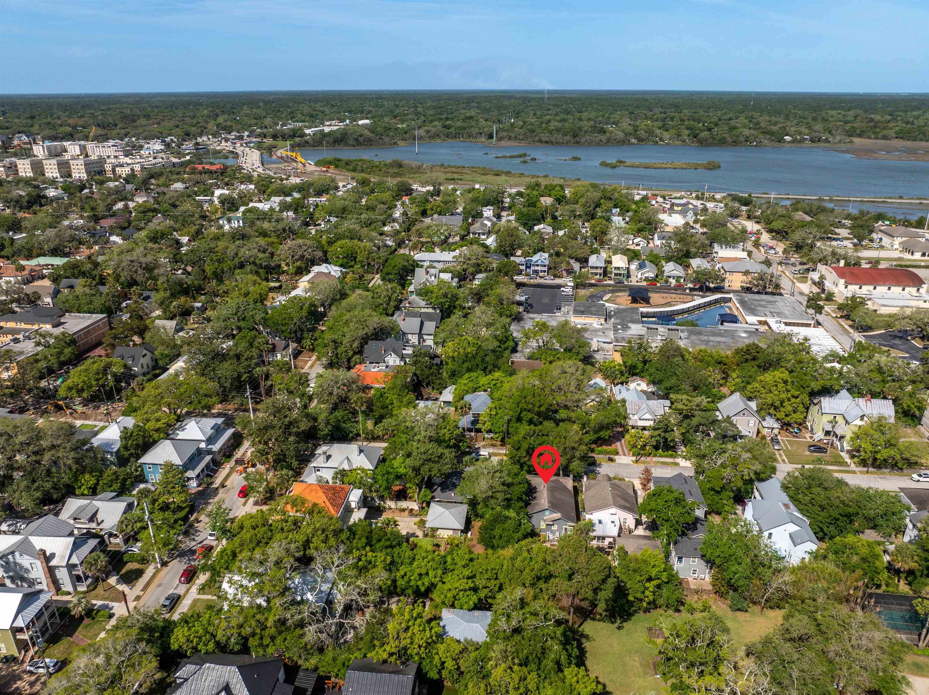 Image 47 of 52 For 15 Sevilla Street