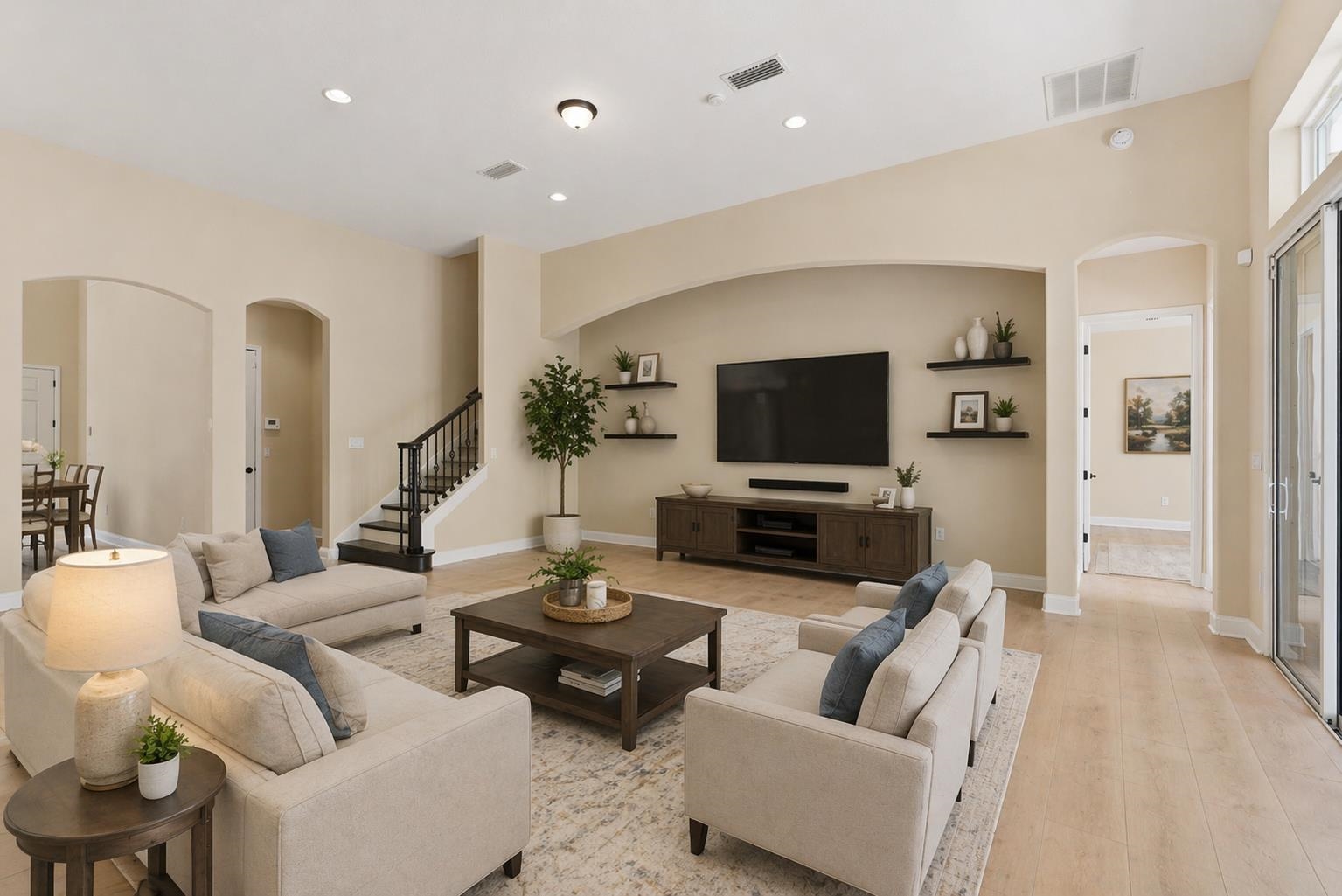 Image 13 of 44 For 299 Islesbrook