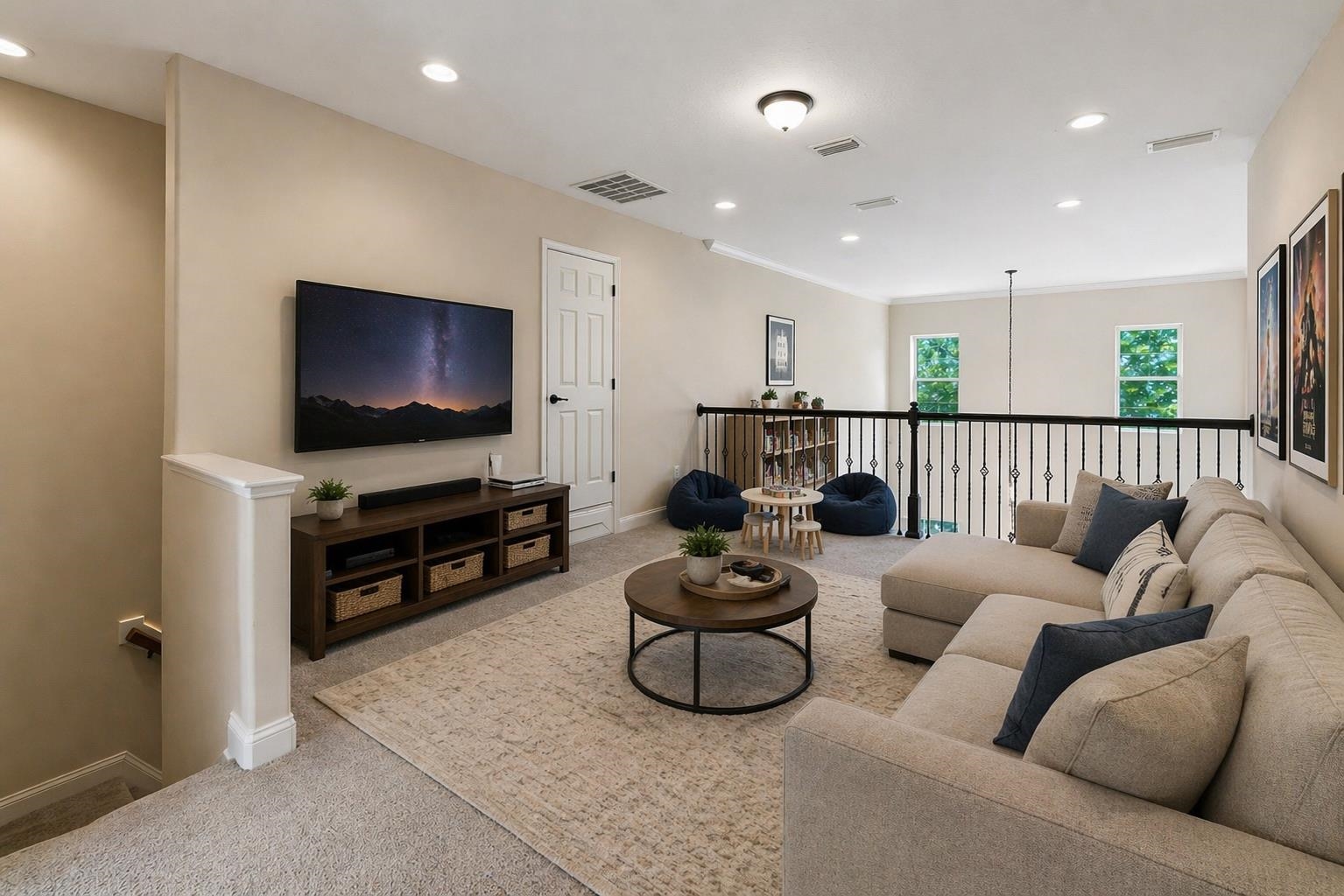 Image 15 of 44 For 299 Islesbrook