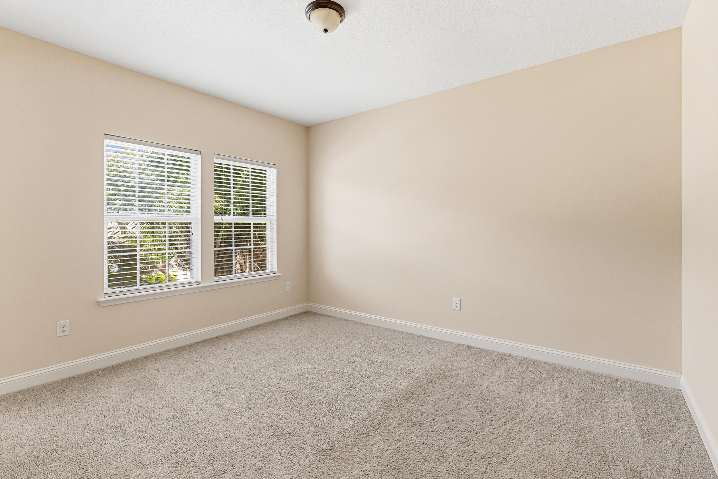 Image 25 of 44 For 299 Islesbrook