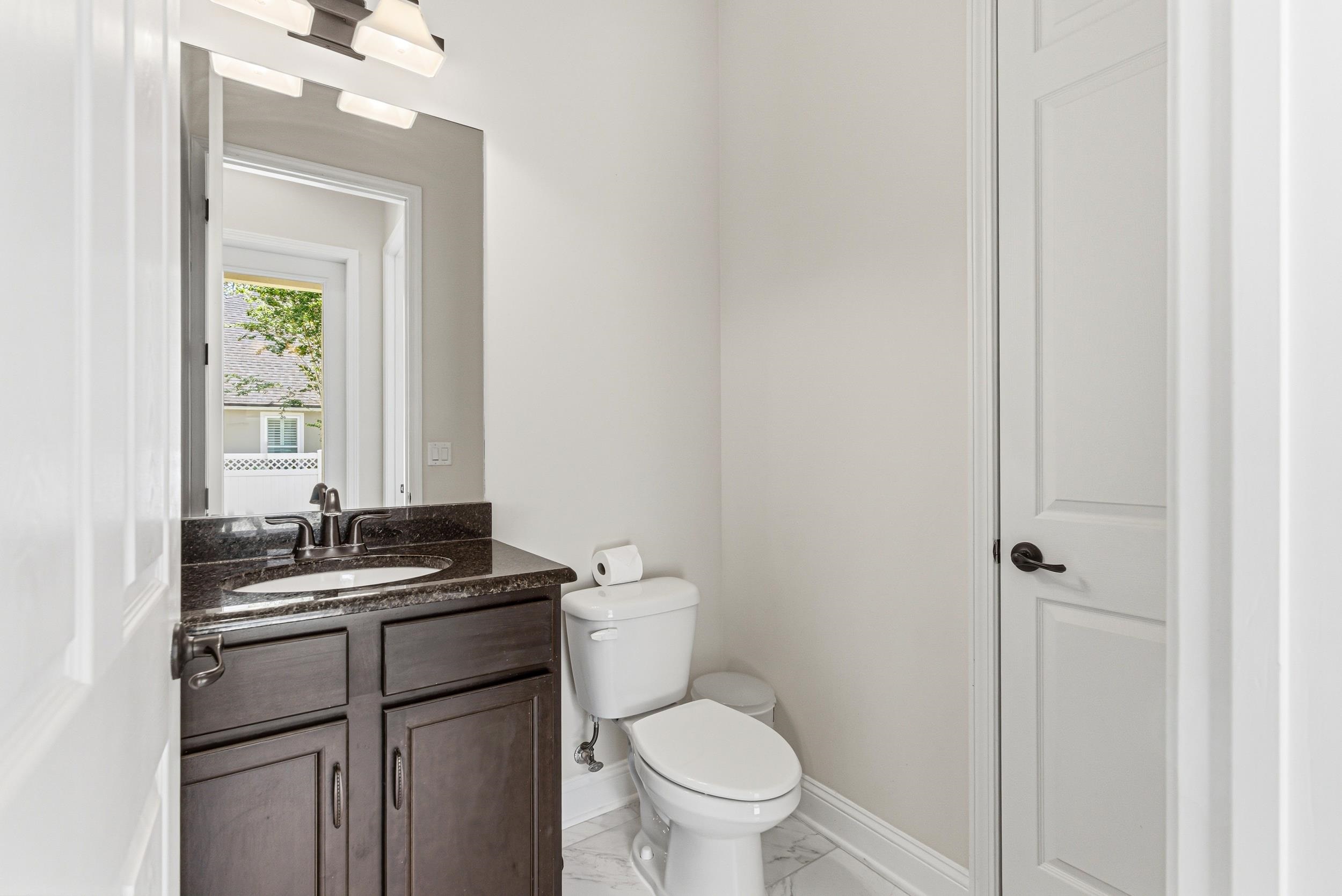 Image 30 of 44 For 299 Islesbrook