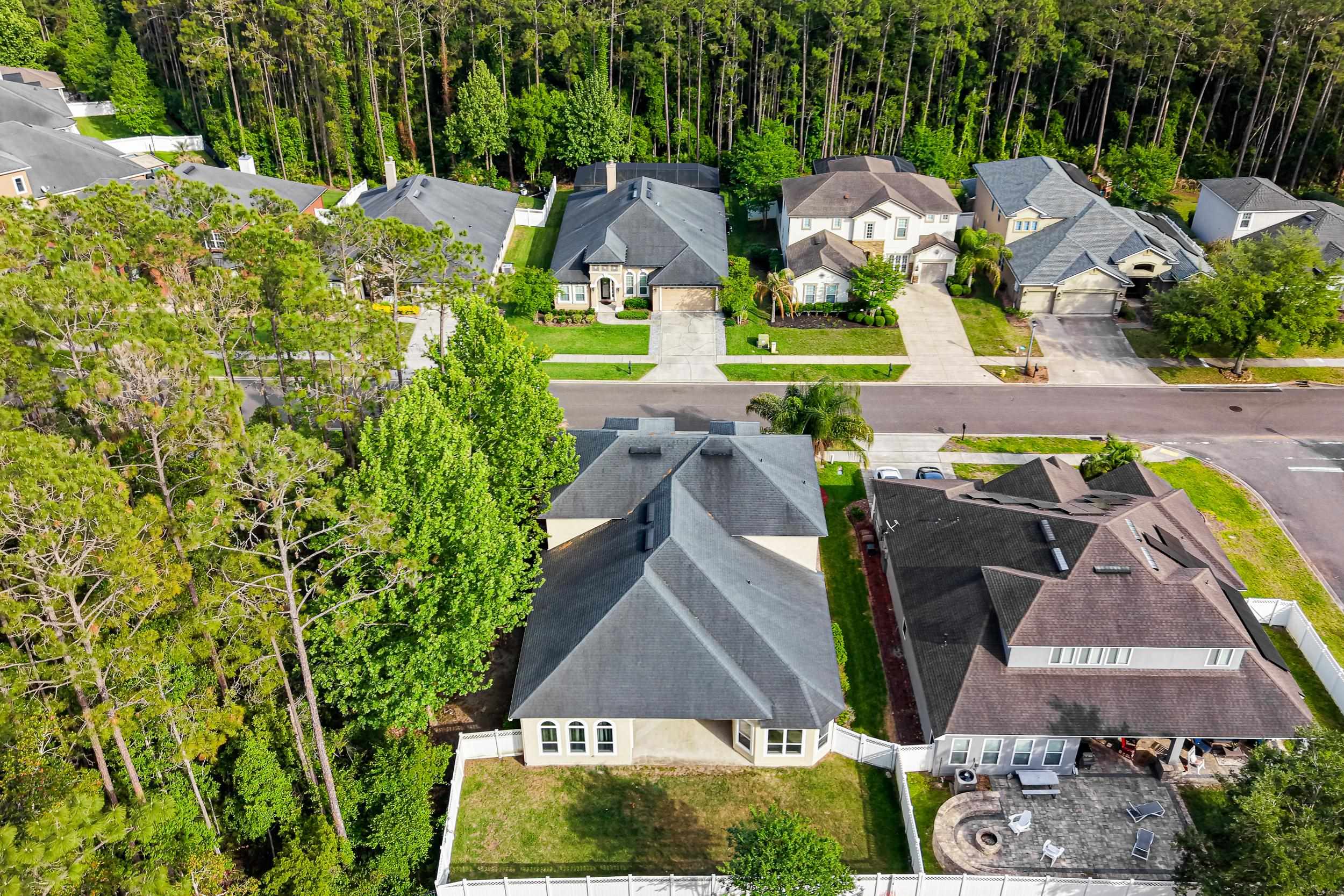 Image 33 of 44 For 299 Islesbrook