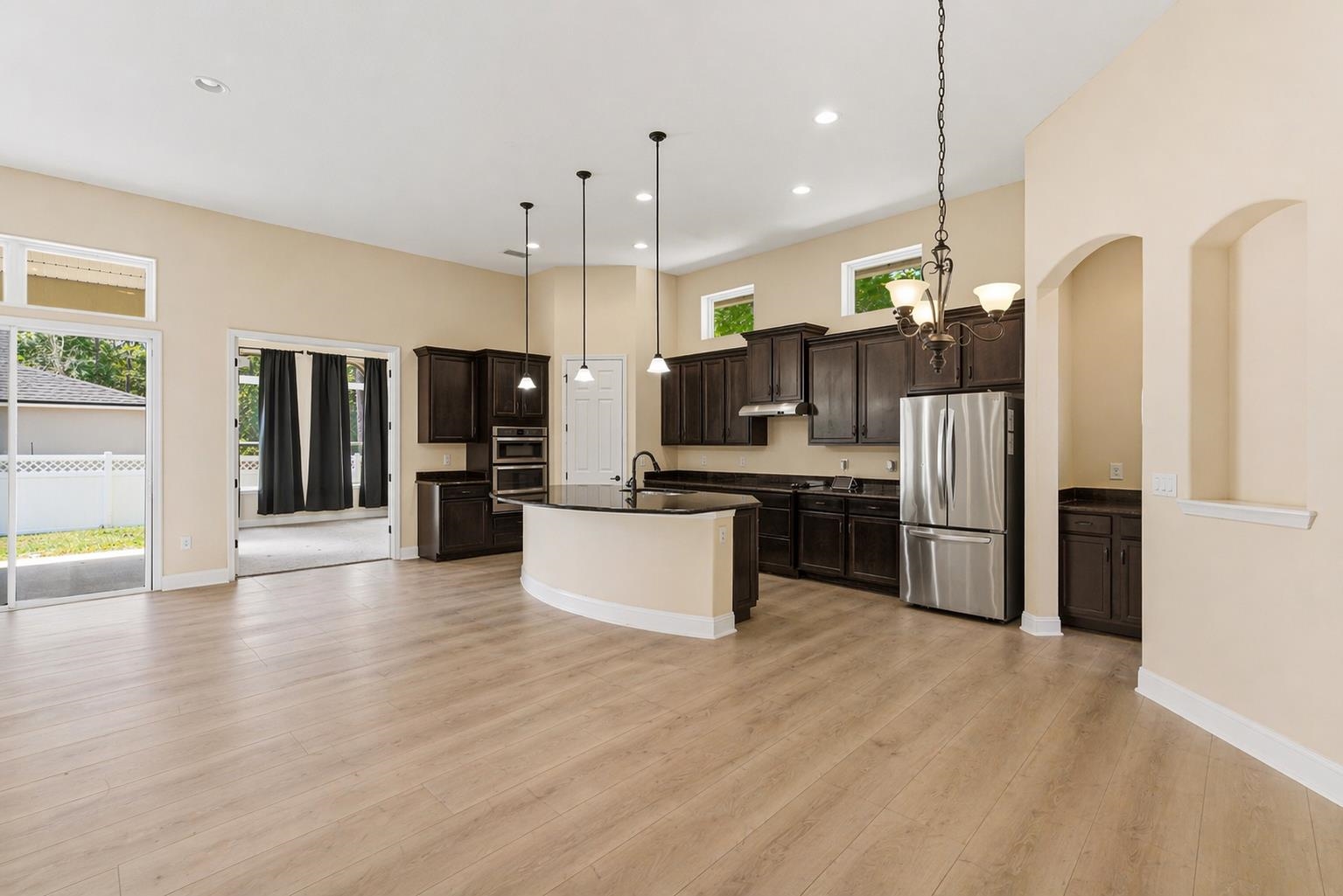 Image 5 of 44 For 299 Islesbrook