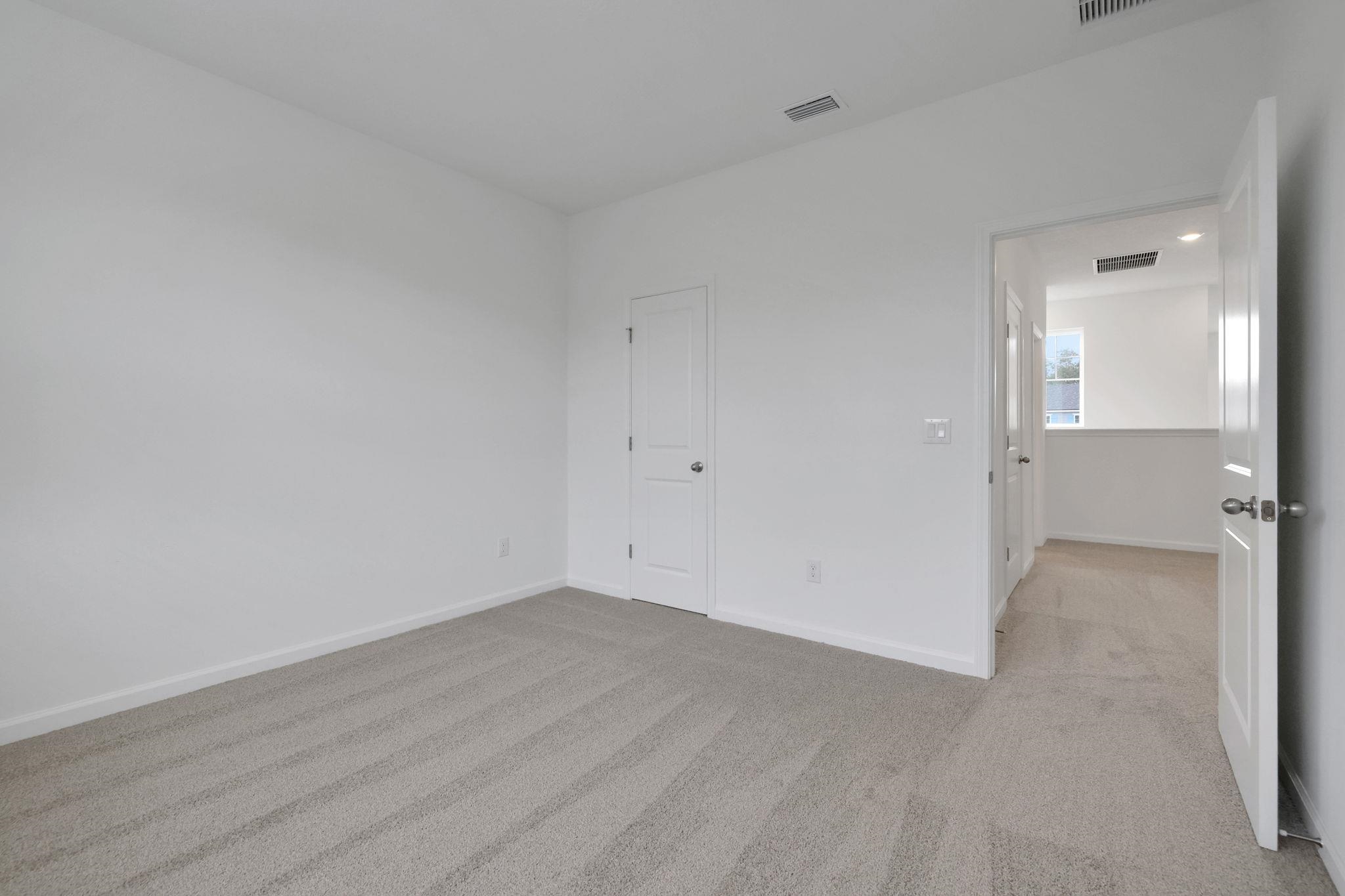 Image 20 of 37 For 224 Misty Harbor Trce