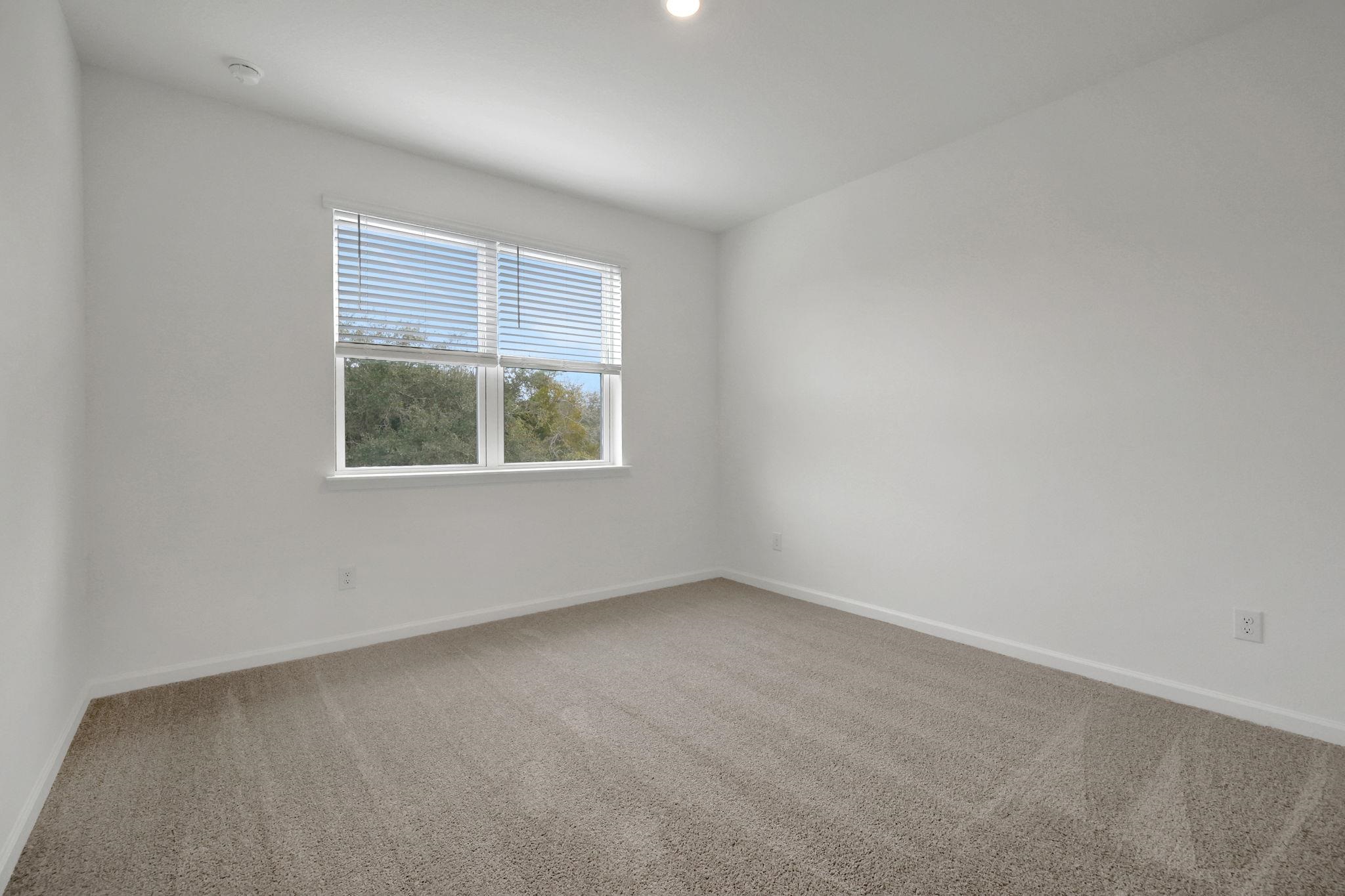 Image 21 of 37 For 224 Misty Harbor Trce