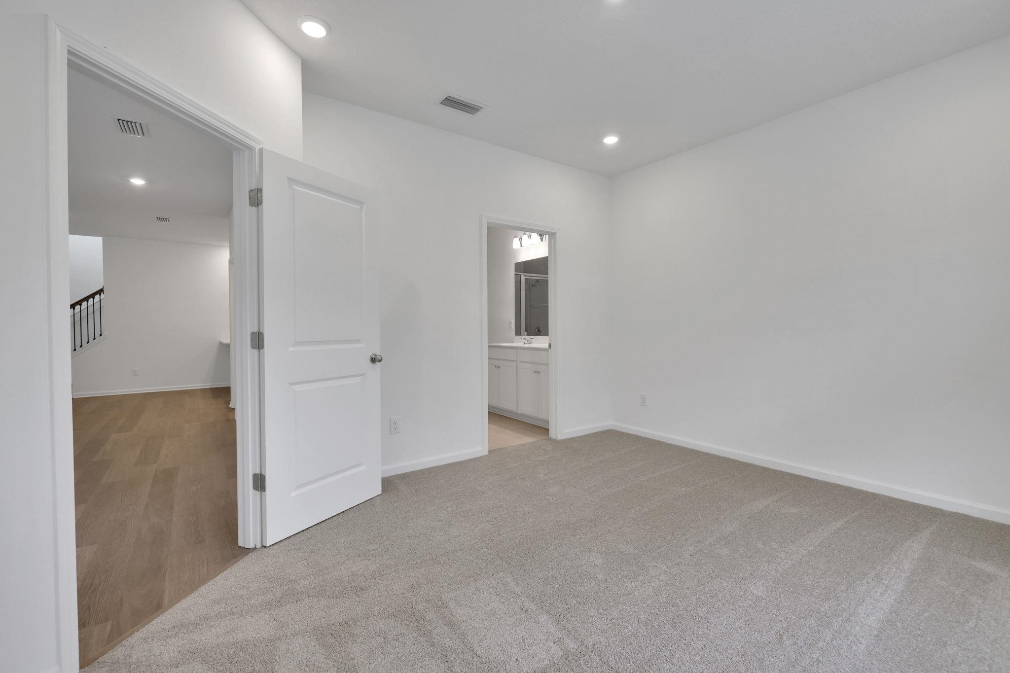 Image 32 of 37 For 224 Misty Harbor Trce