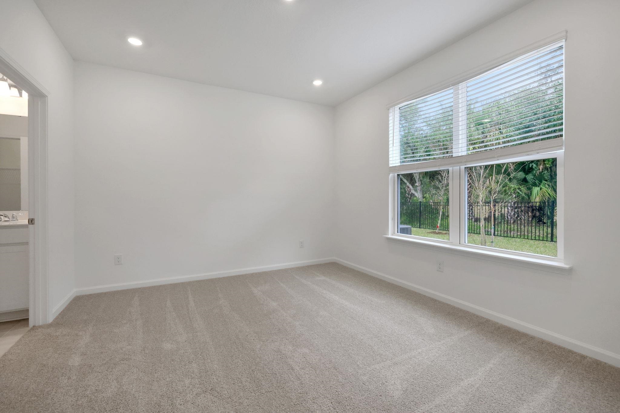 Image 33 of 37 For 224 Misty Harbor Trce