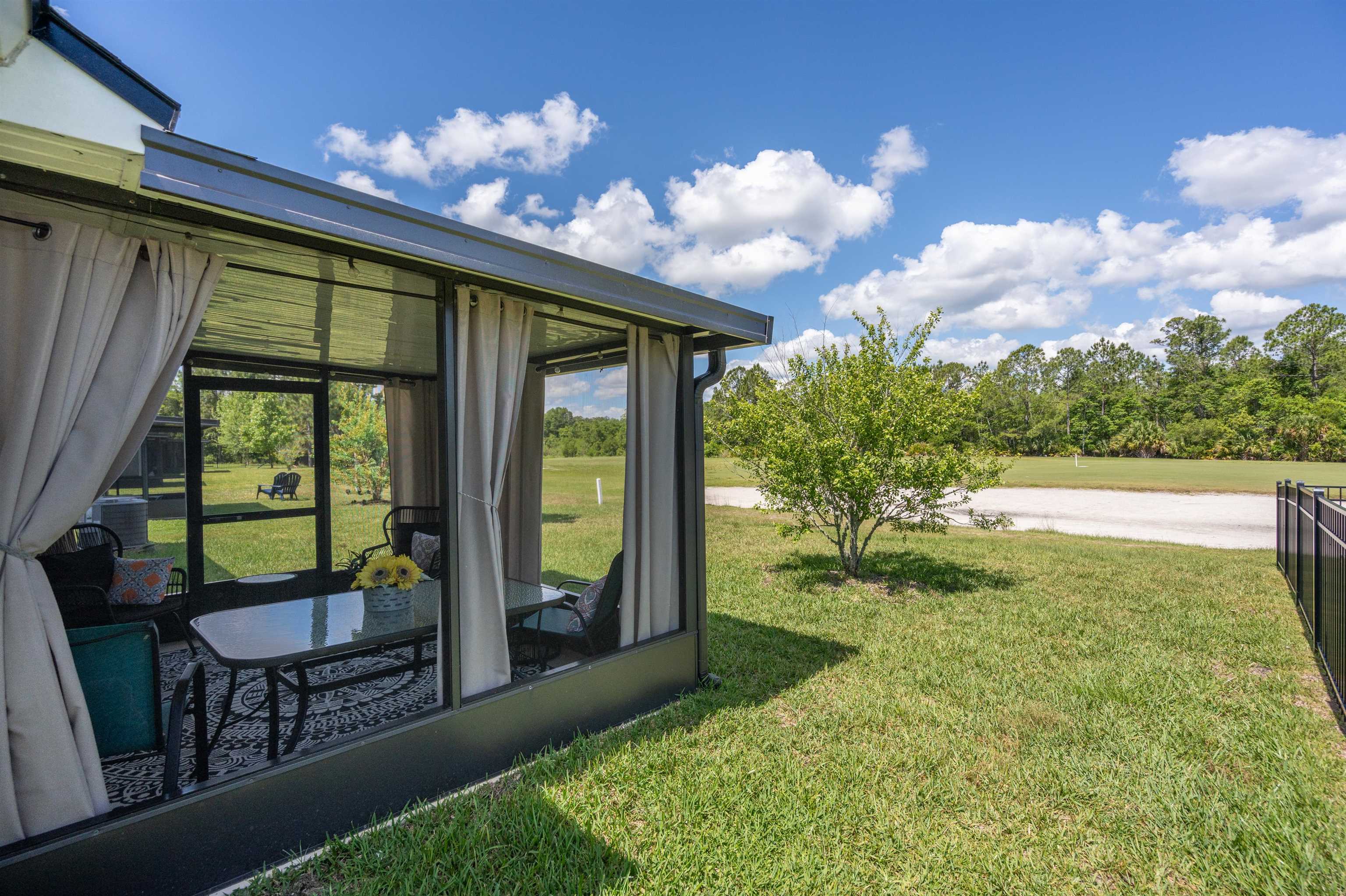 Image 20 of 55 For 606 Grand Reserve