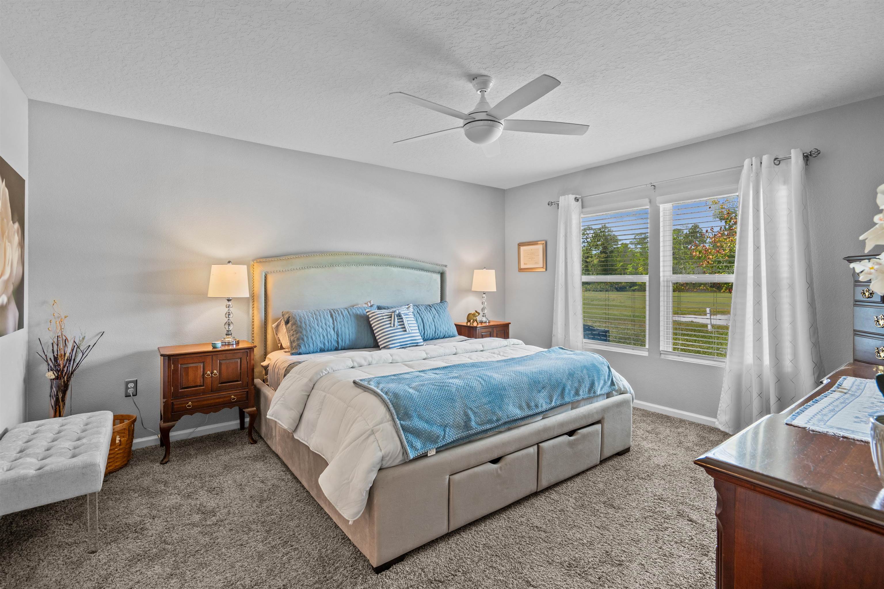 Image 32 of 55 For 606 Grand Reserve