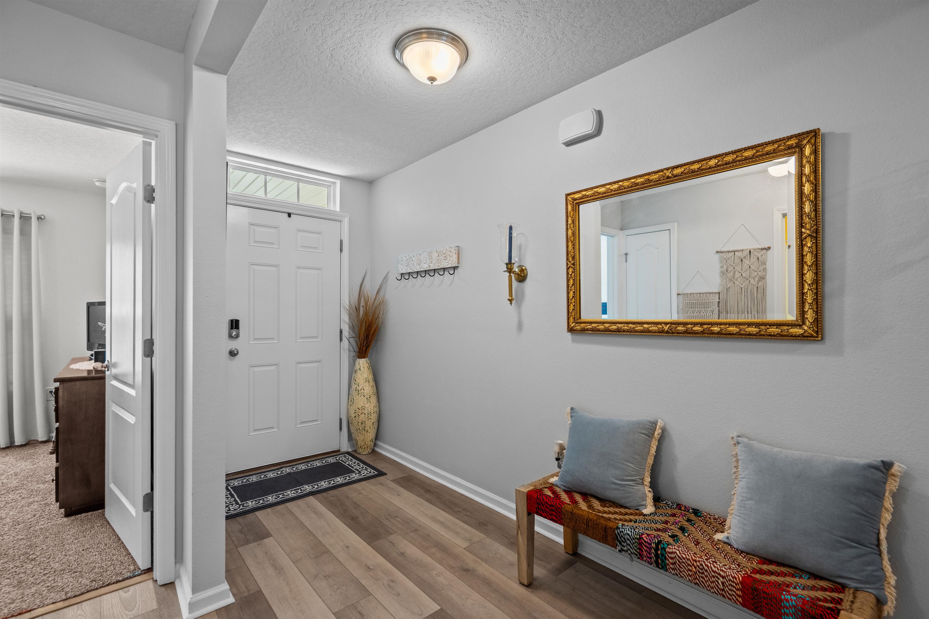 Image 6 of 55 For 606 Grand Reserve