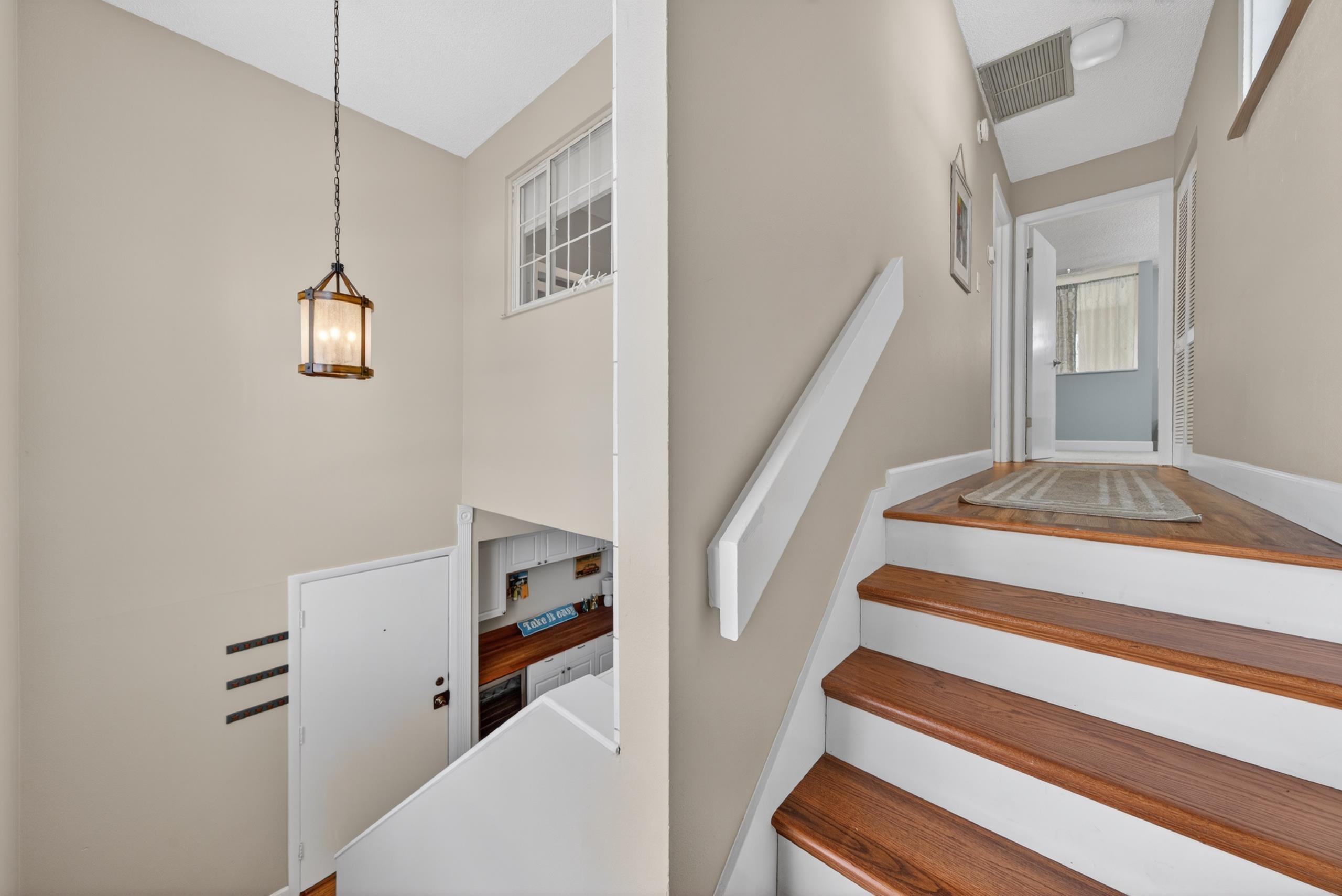 Image 12 of 56 For 200 16th St  205a