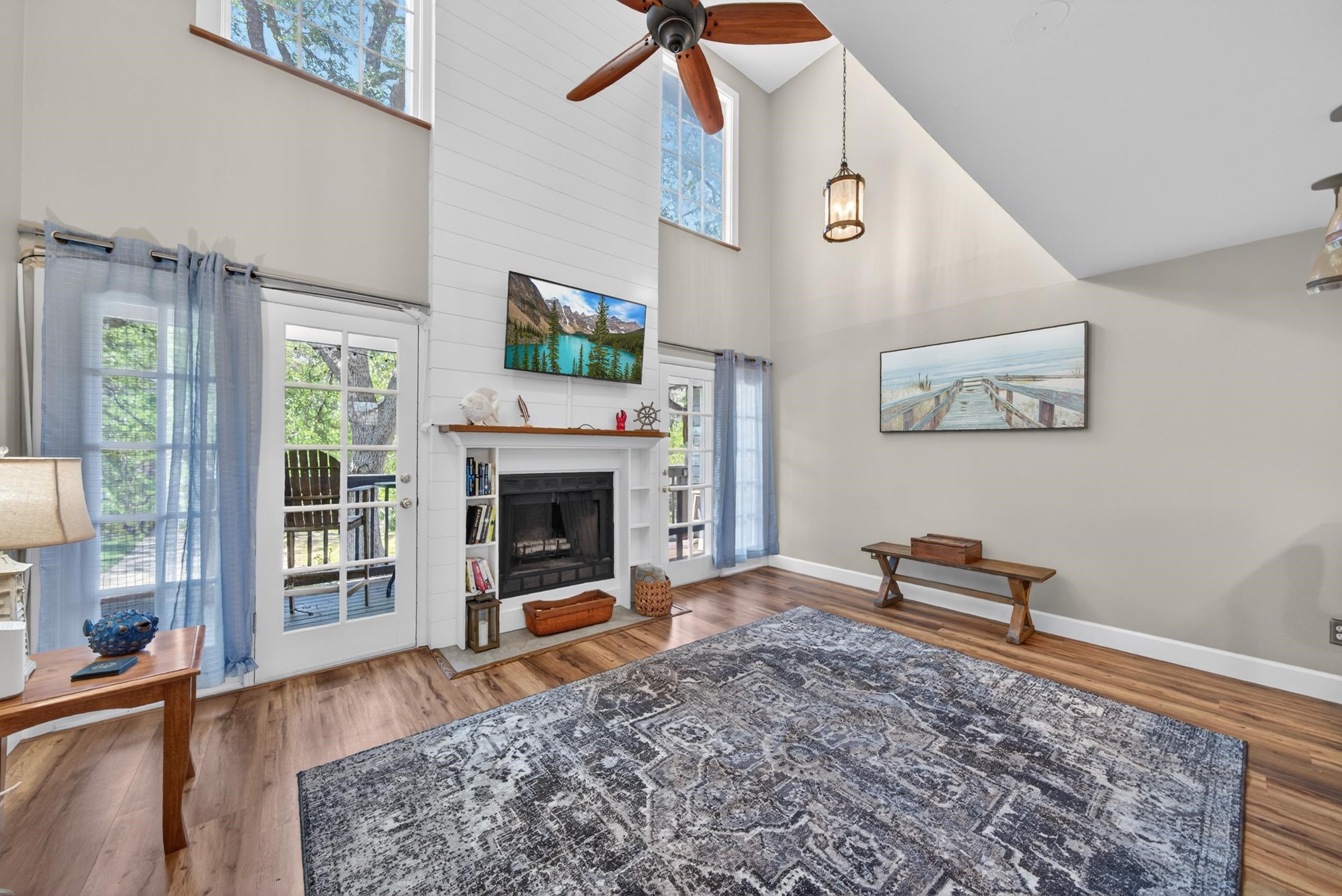 Image 14 of 56 For 200 16th St  205a