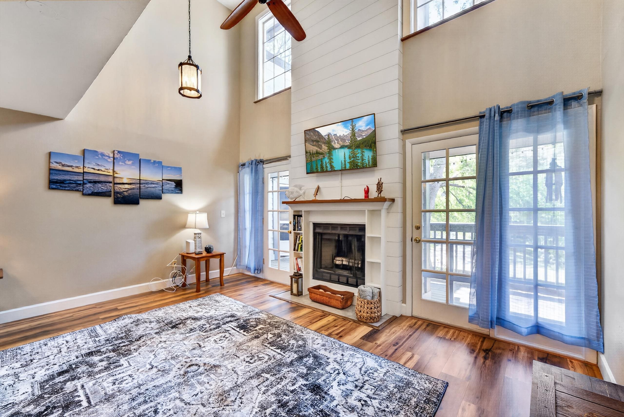 Image 15 of 56 For 200 16th St  205a