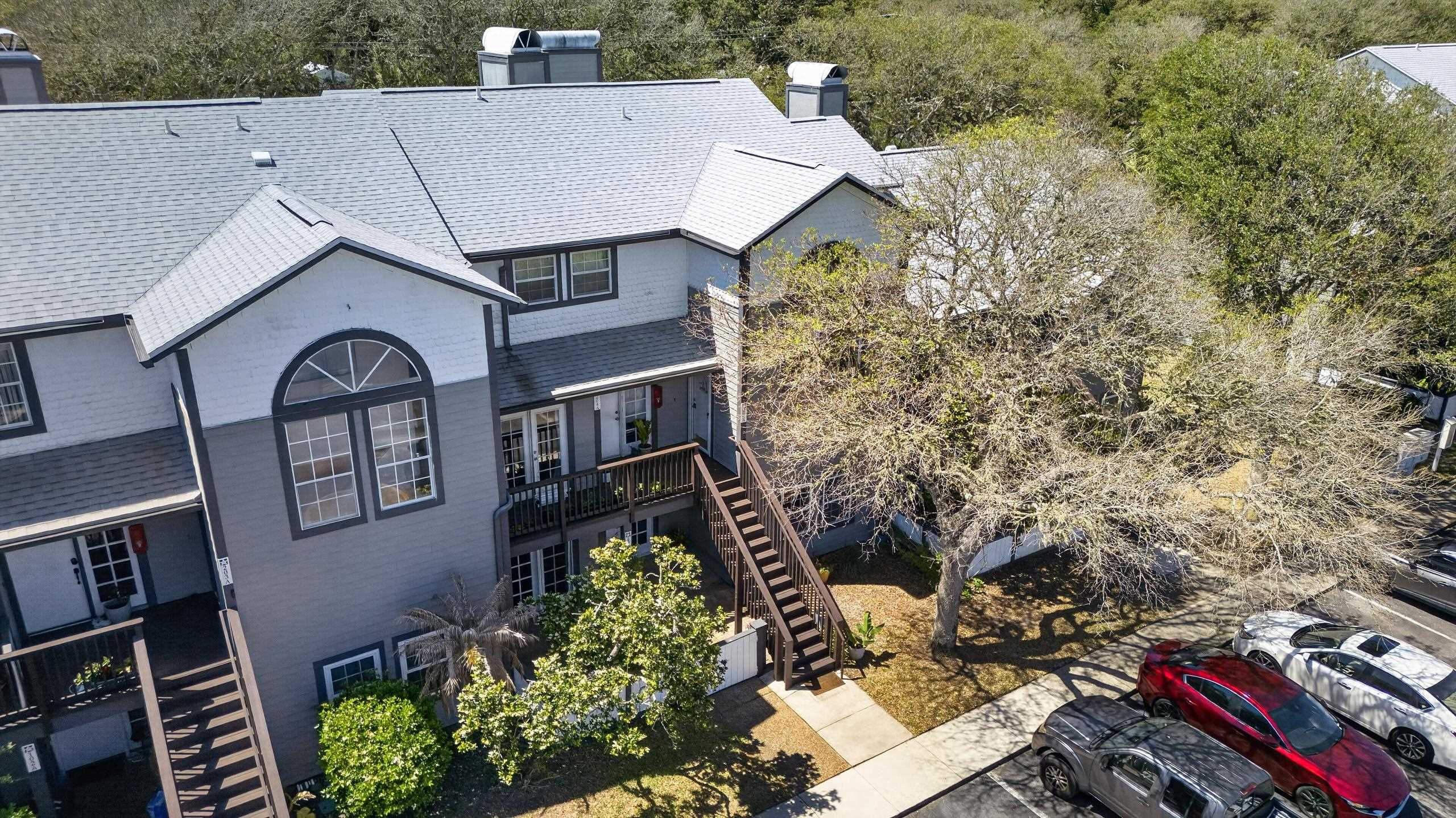 Image 34 of 56 For 200 16th St  205a