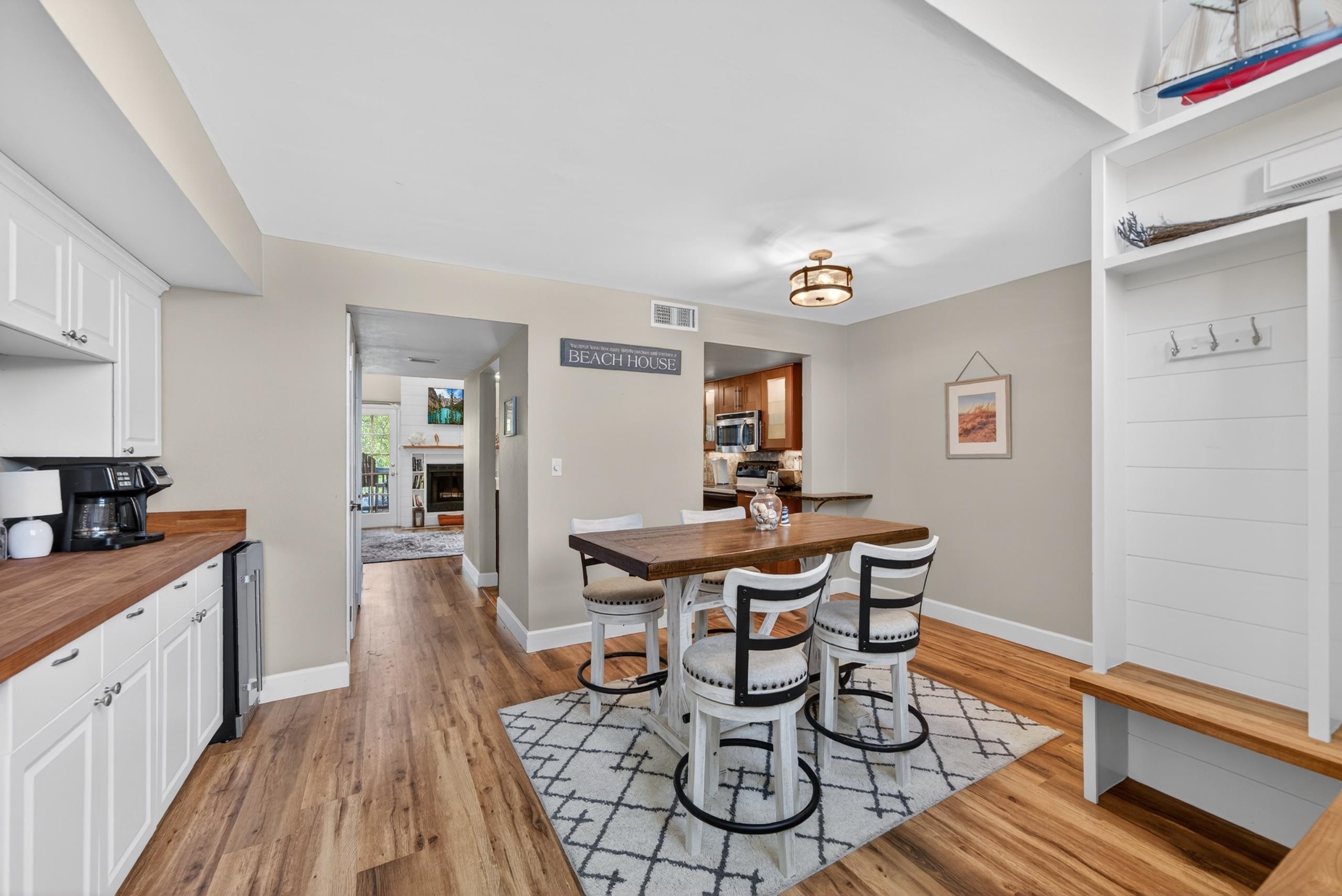 Image 8 of 56 For 200 16th St  205a