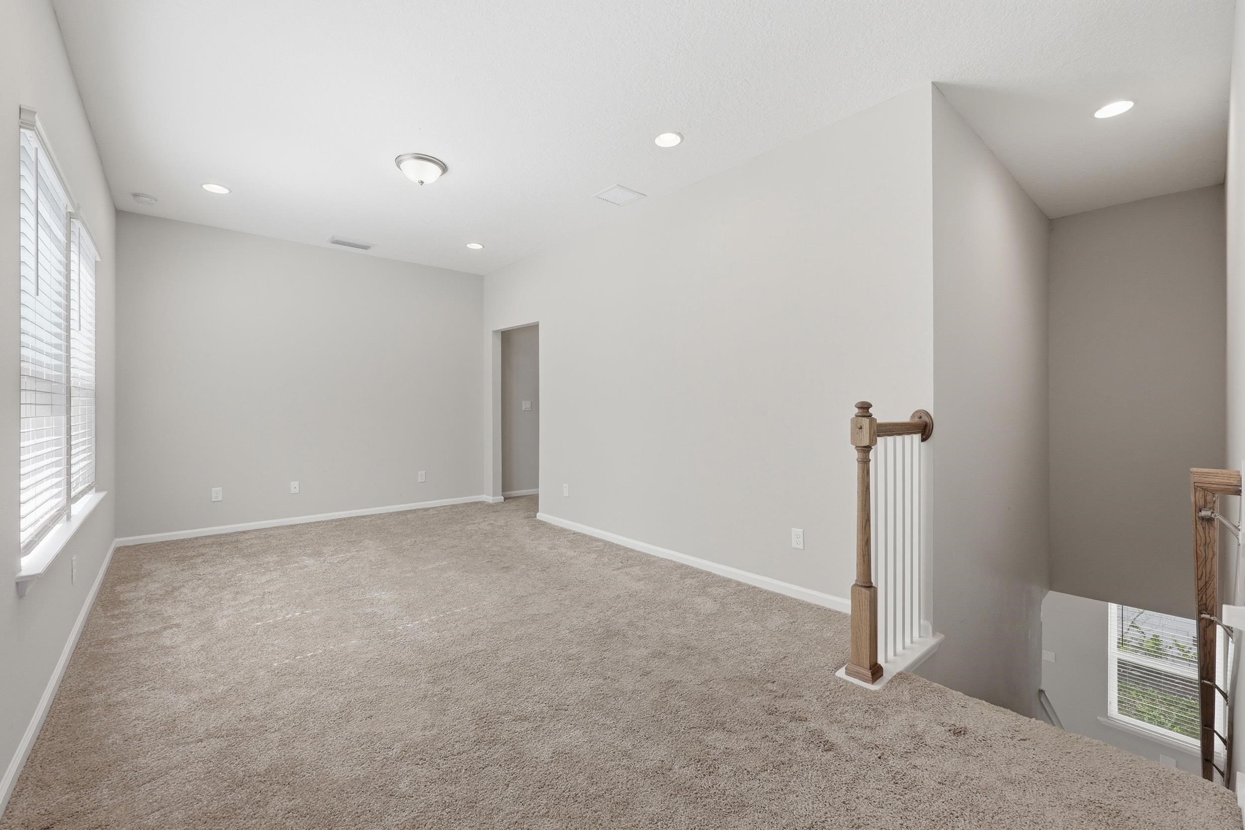 Image 22 of 37 For 324 Holly Forest Drive