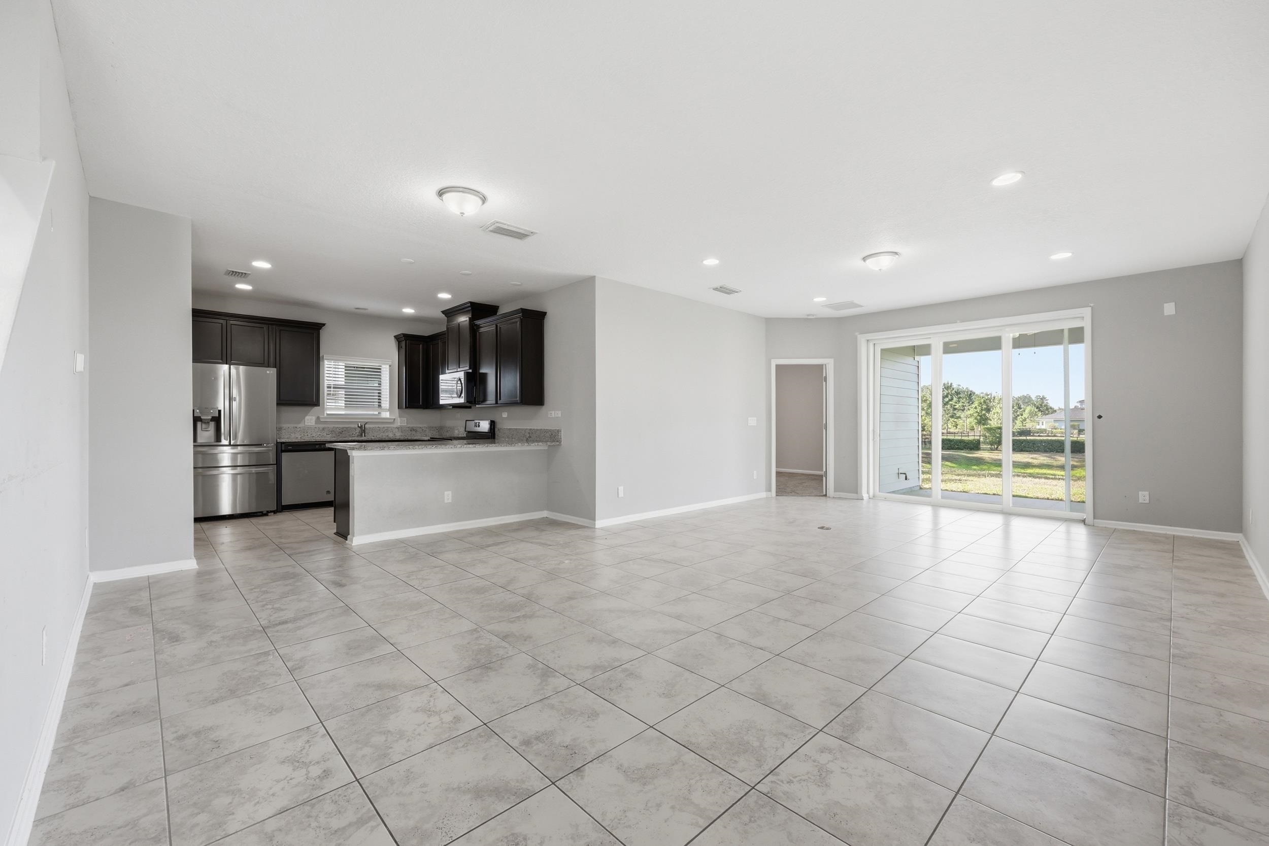 Image 7 of 37 For 324 Holly Forest Drive