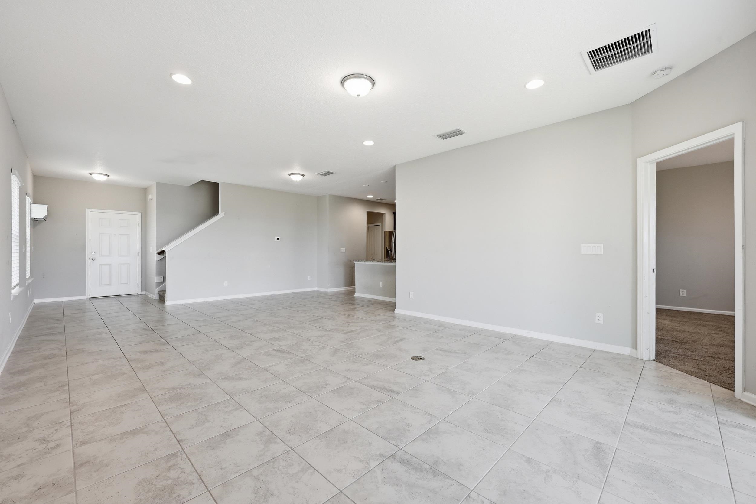 Image 9 of 37 For 324 Holly Forest Drive