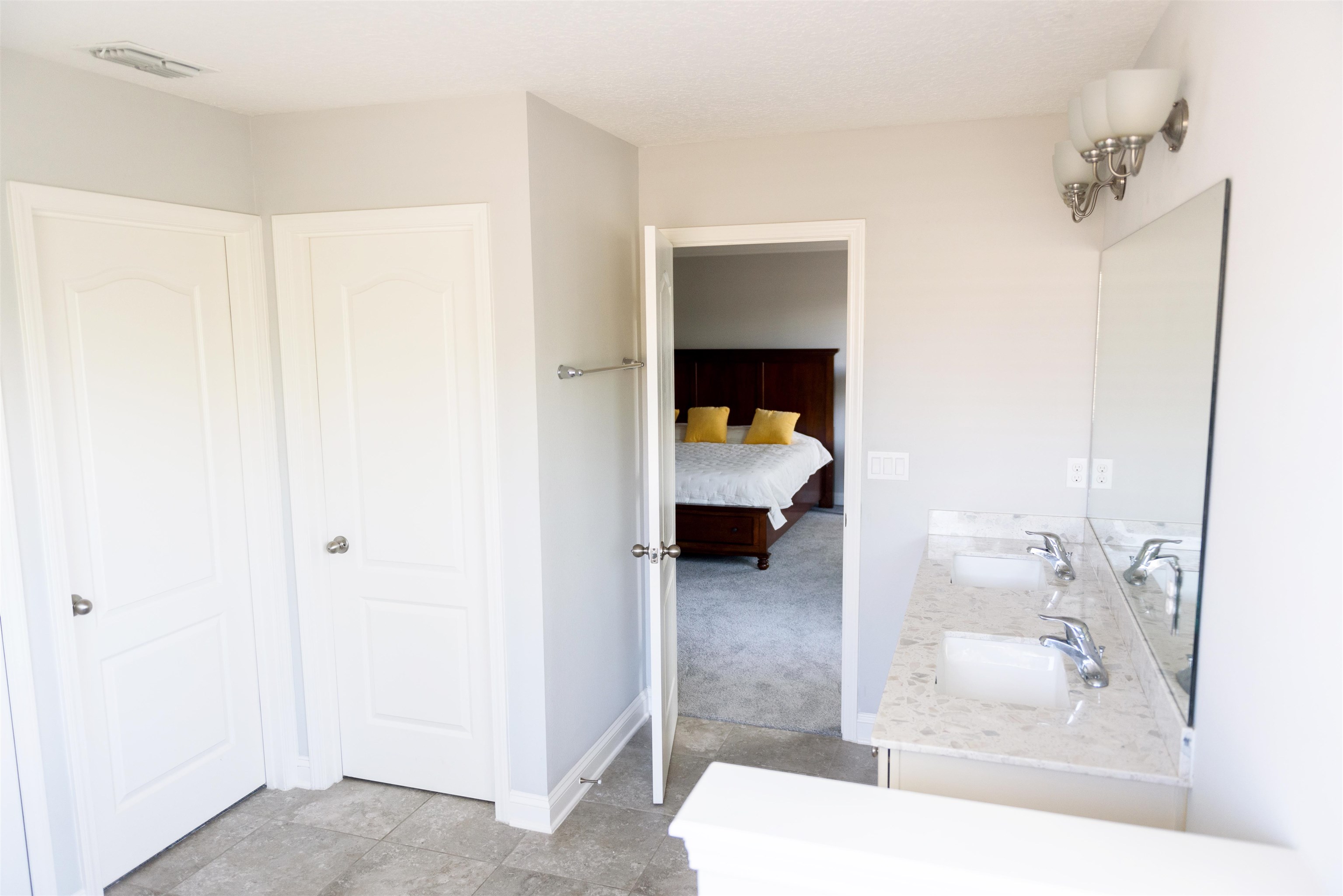 Image 12 of 30 For 3803 Coastal Cove Circle