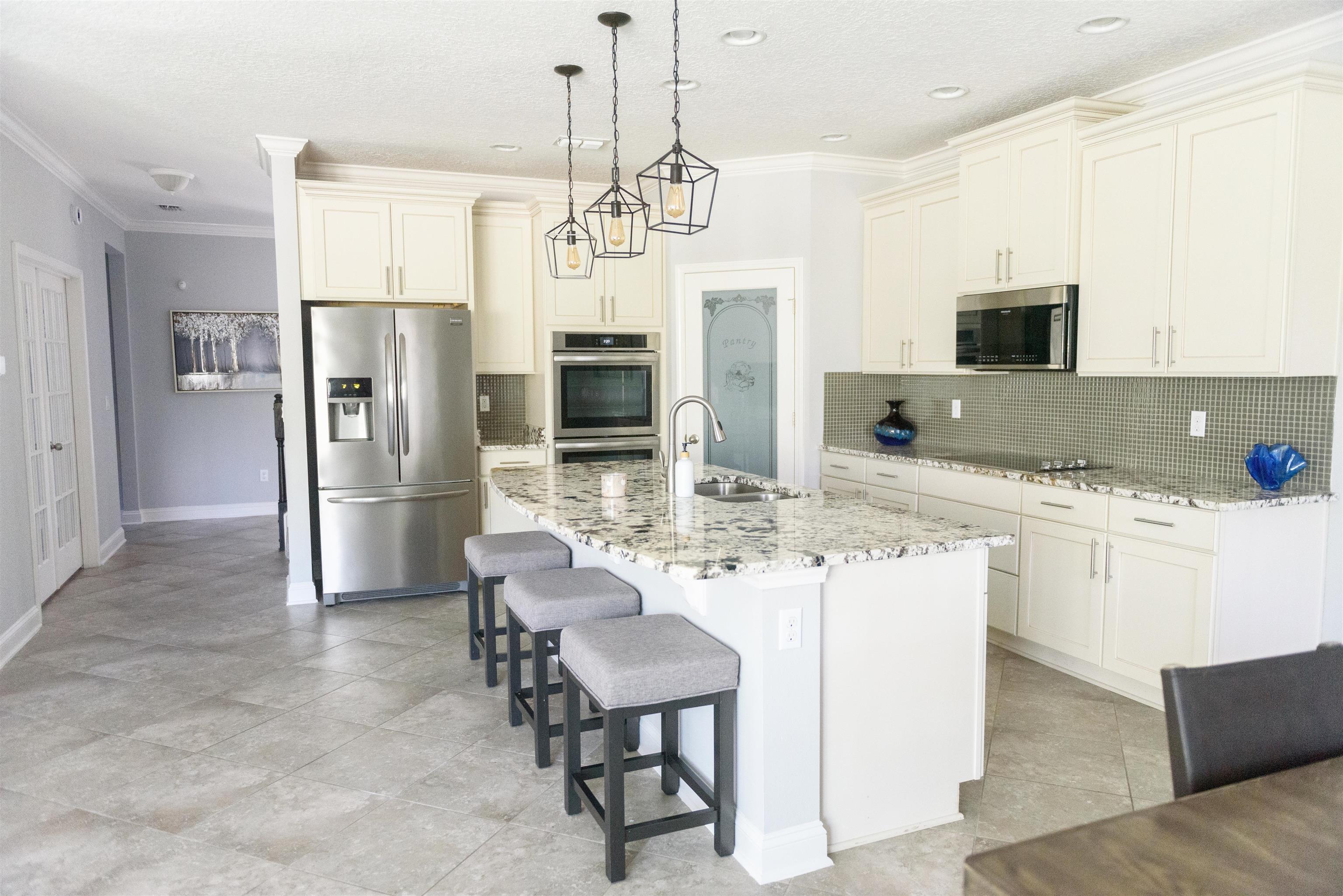 Image 5 of 30 For 3803 Coastal Cove Circle