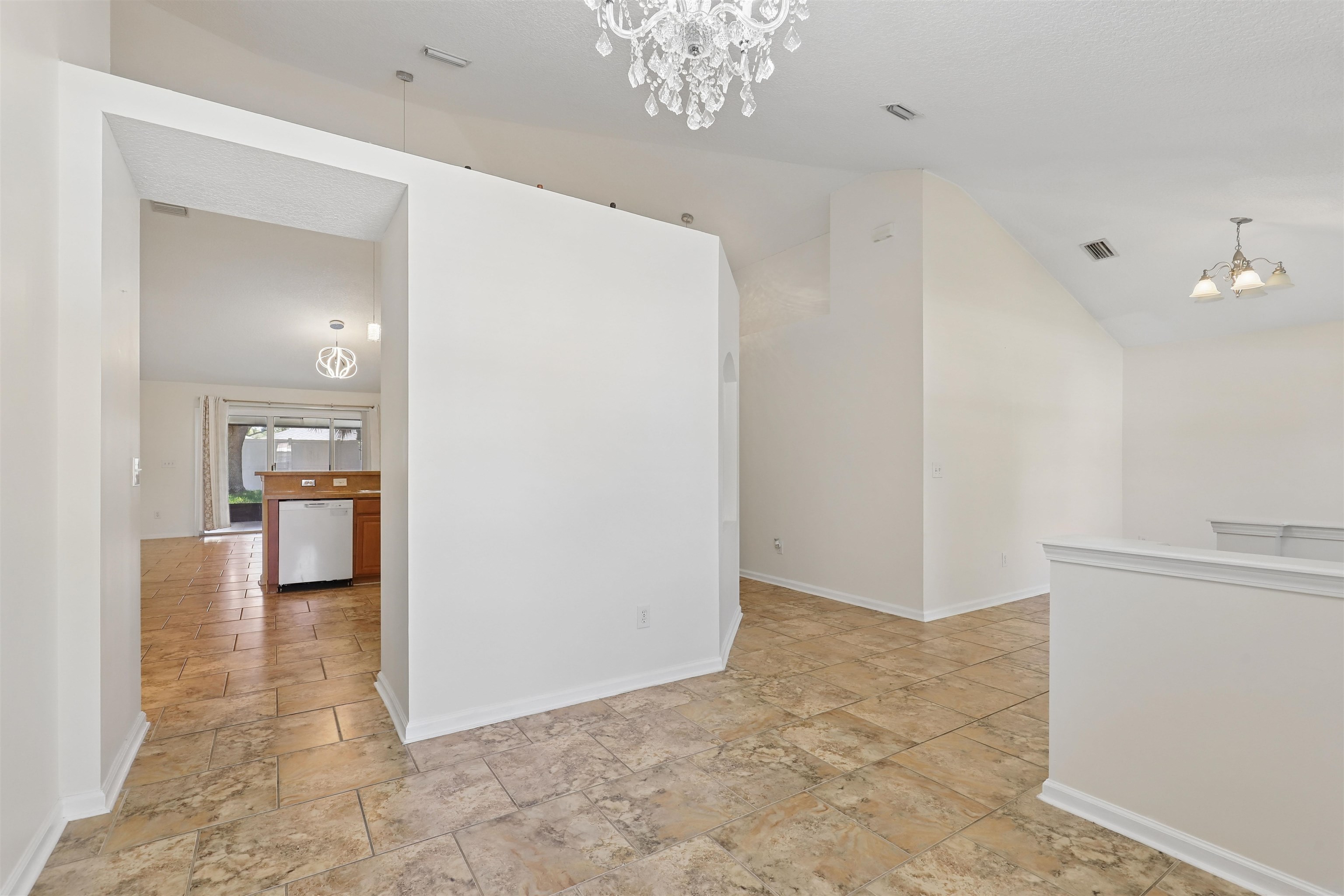 Image 10 of 44 For 12564 Kernan Forest Blvd