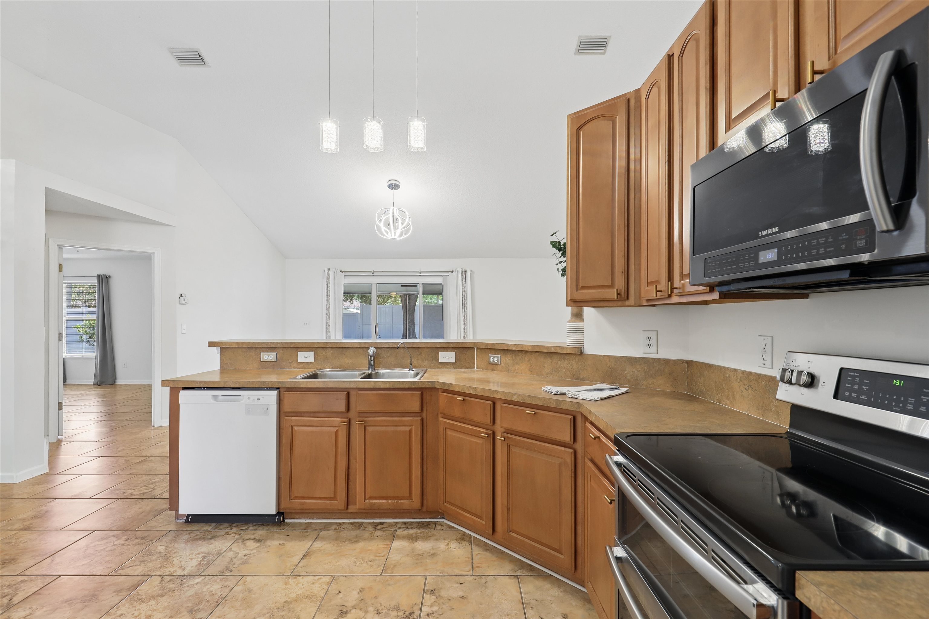 Image 13 of 44 For 12564 Kernan Forest Blvd