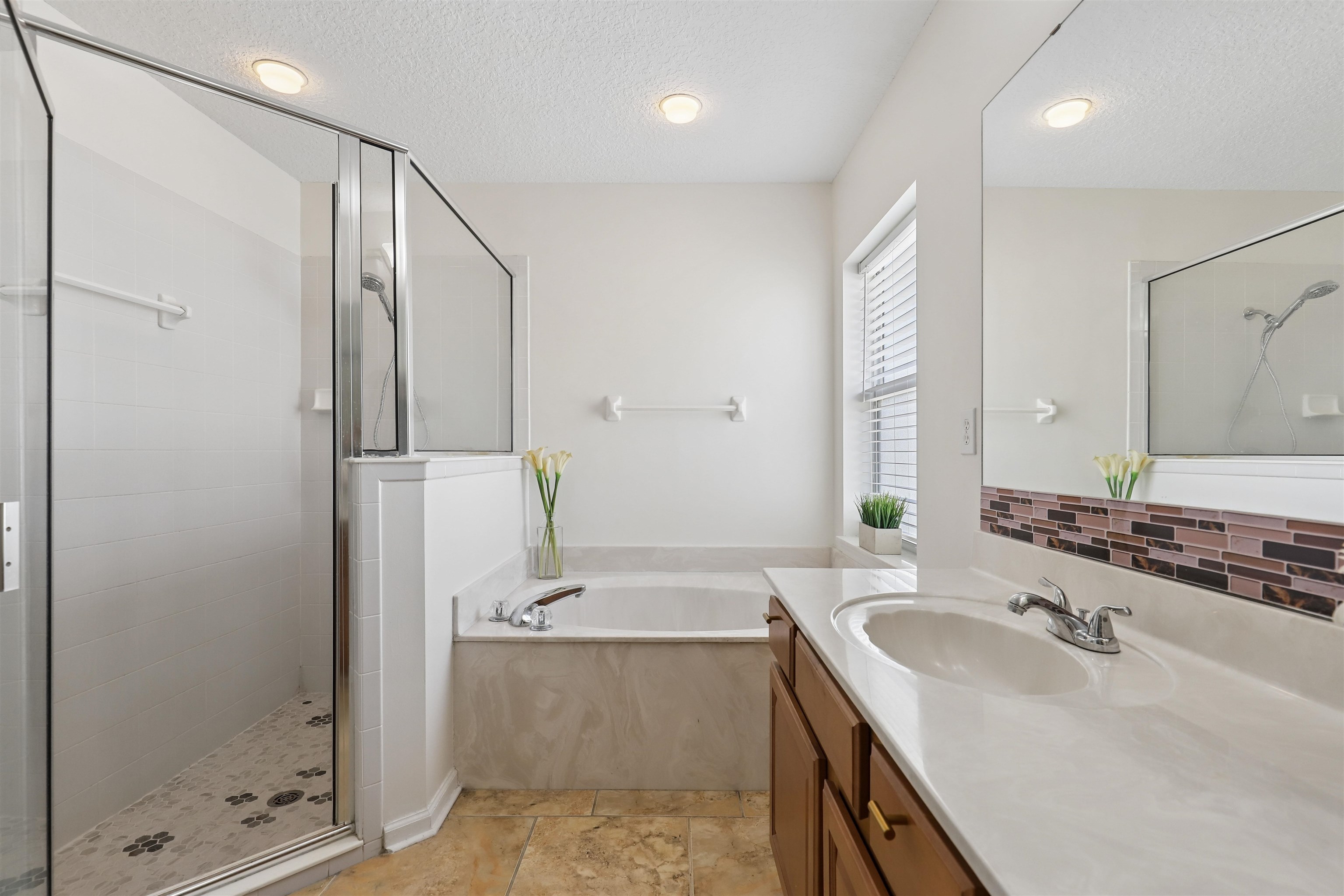 Image 23 of 44 For 12564 Kernan Forest Blvd