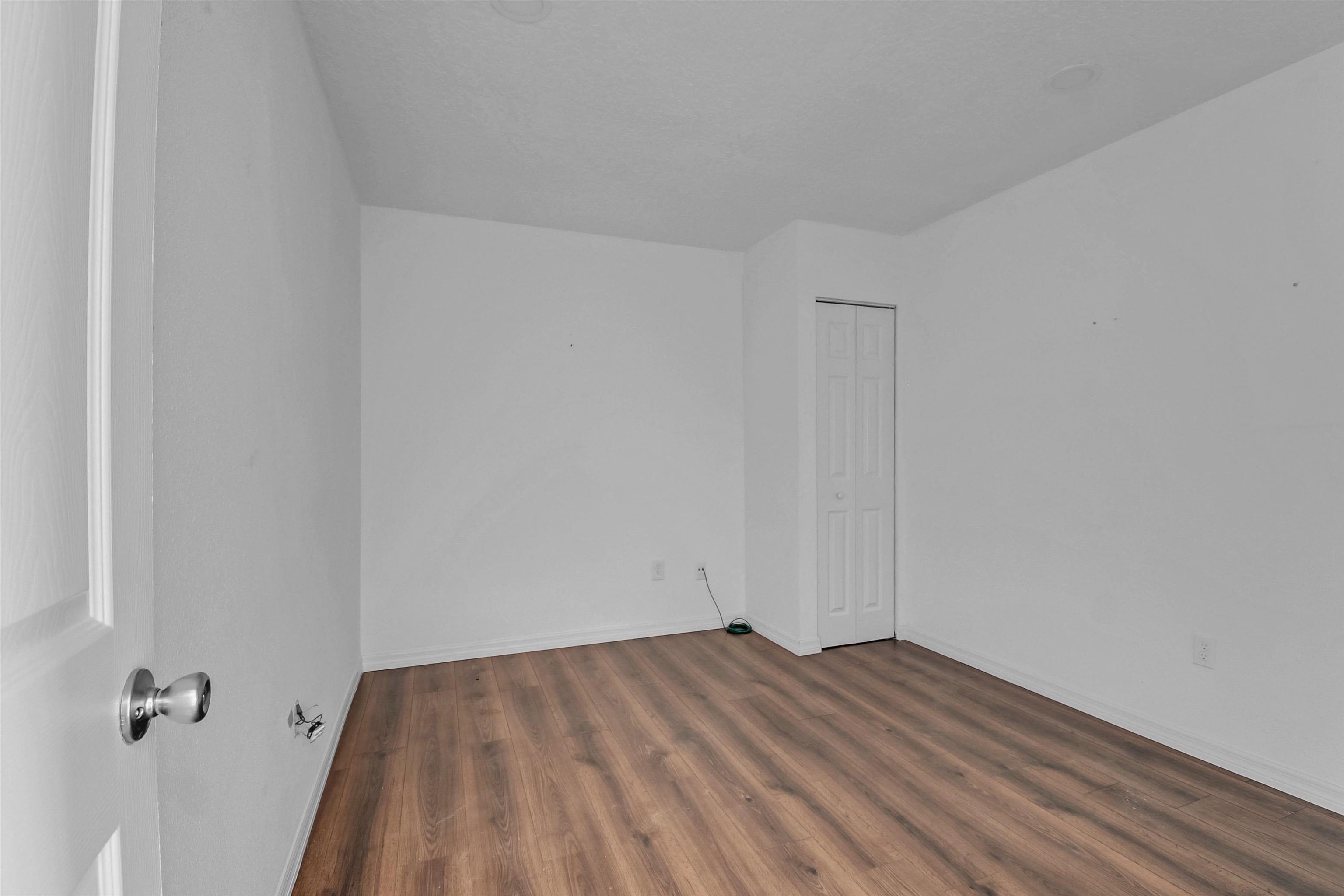 Image 23 of 38 For 53 Fawn Ln  