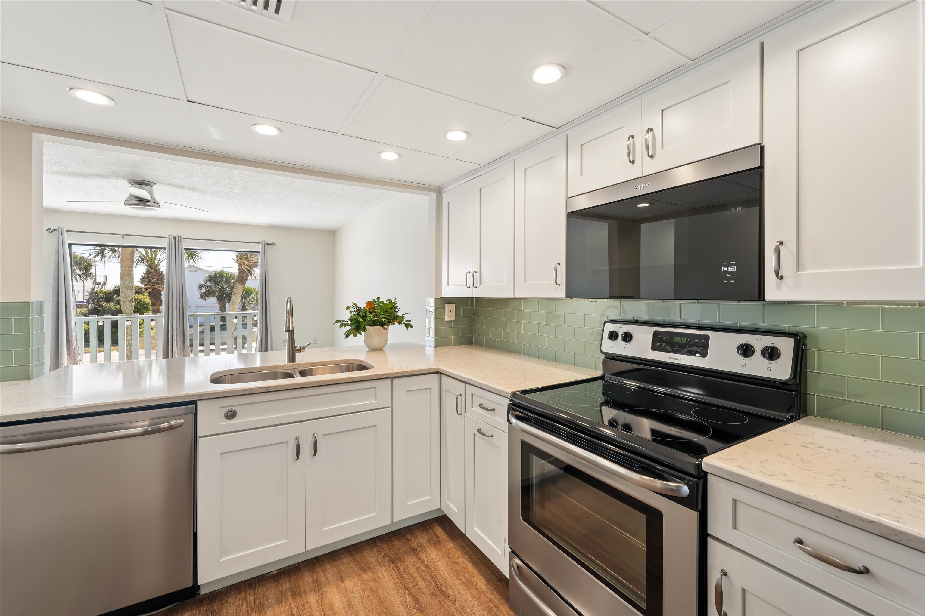 Image 15 of 41 For 3145 Coastal Hwy  1134