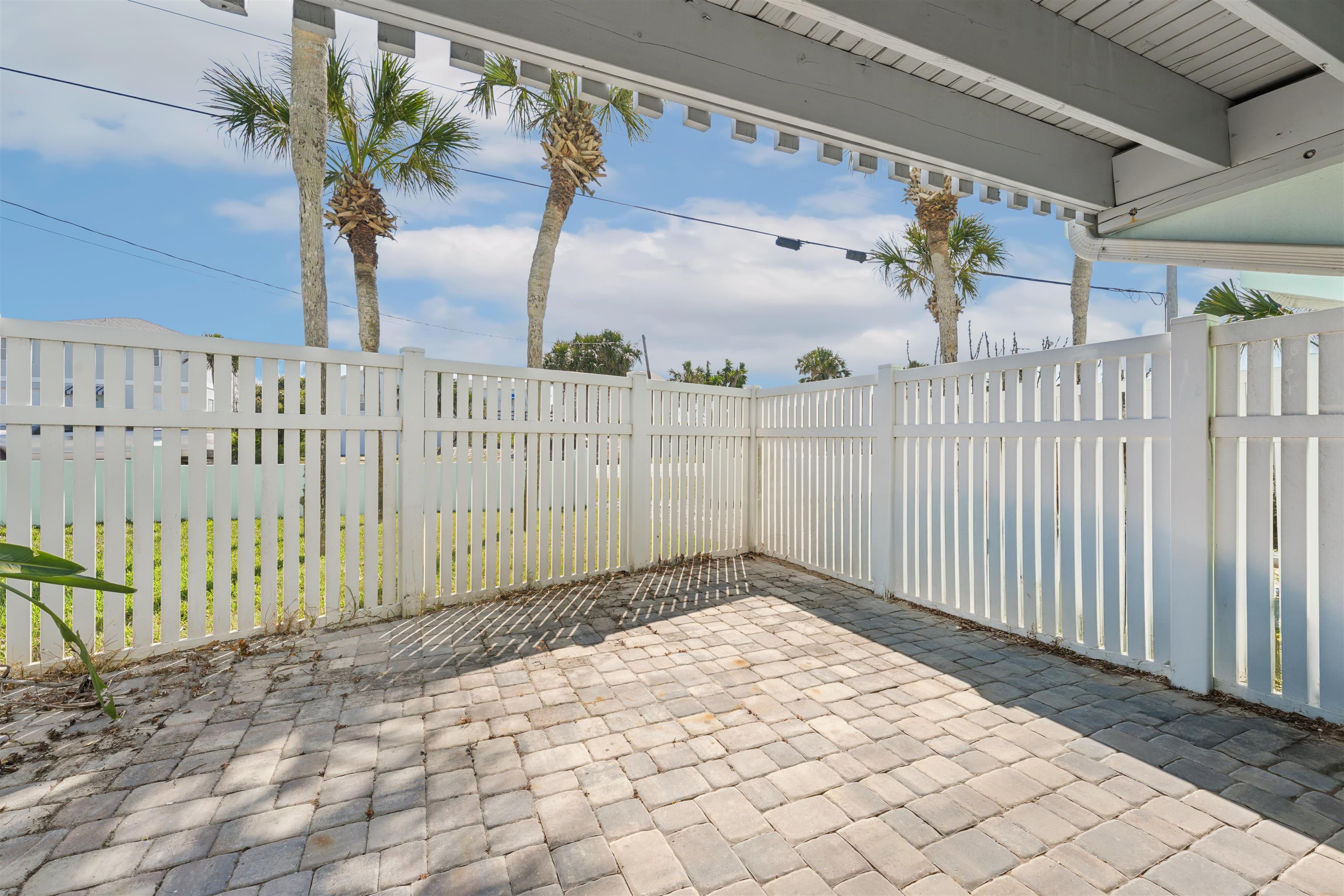 Image 26 of 41 For 3145 Coastal Hwy  1134