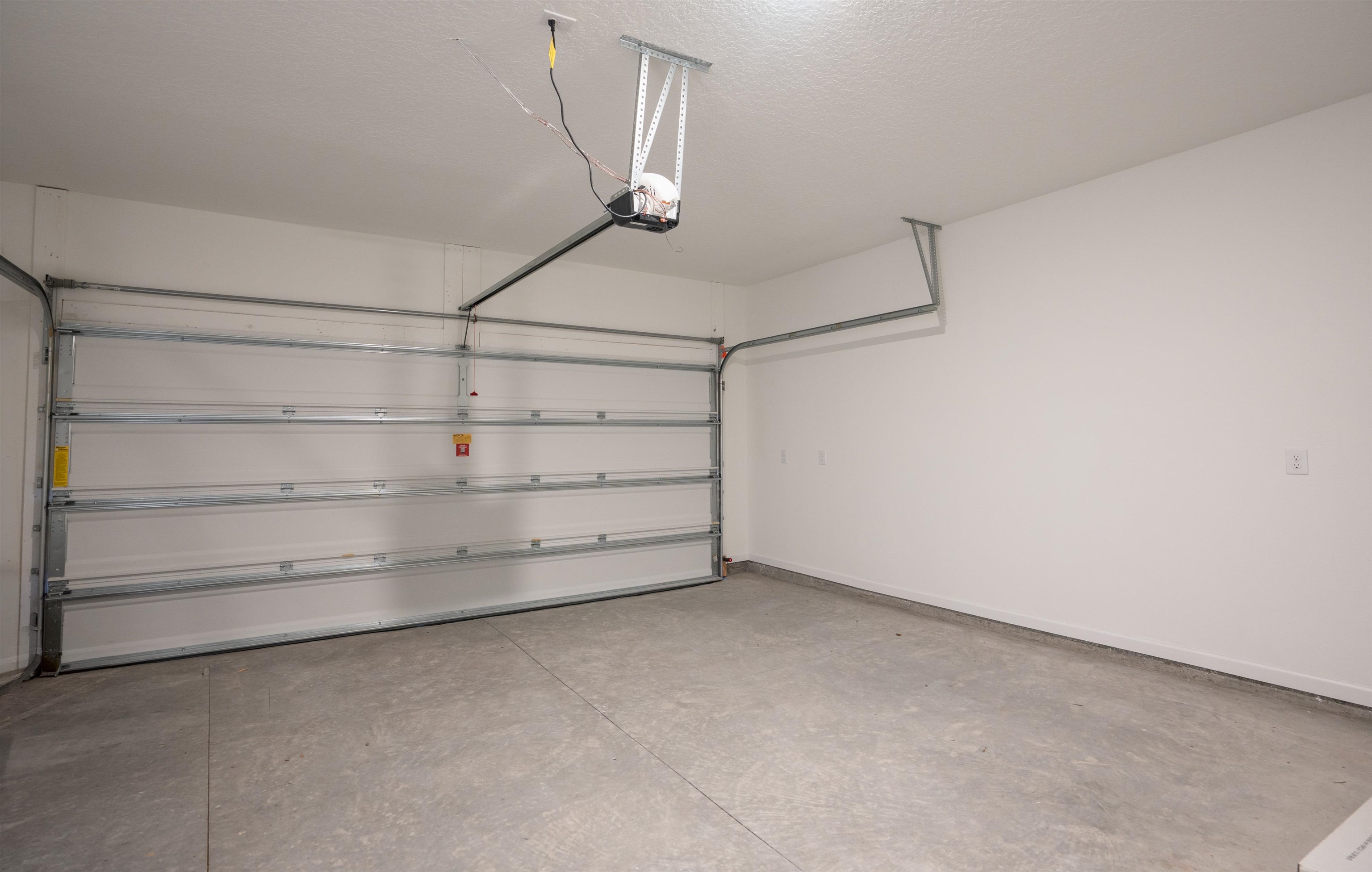 Image 29 of 75 For 225 Misty Harbor Trce